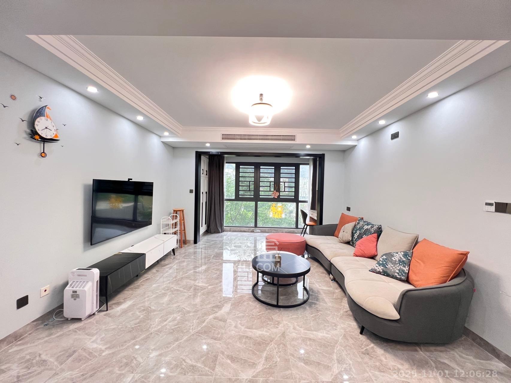 佳兆业云顶梅溪湖(佳兆业梅溪荟)  4室2厅2卫    4500.0元/月 佳兆业云顶梅溪湖(佳兆业梅溪荟)  4室2厅2卫    4500.0元/月室内图