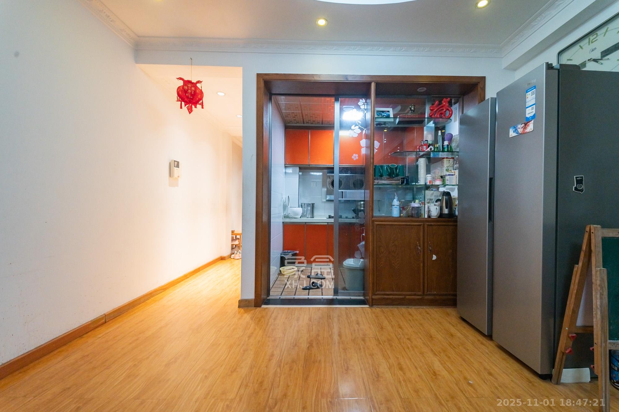 筑梦佳园 3室2厅1卫 59.8万 筑梦佳园 3室2厅1卫 59.8万客厅