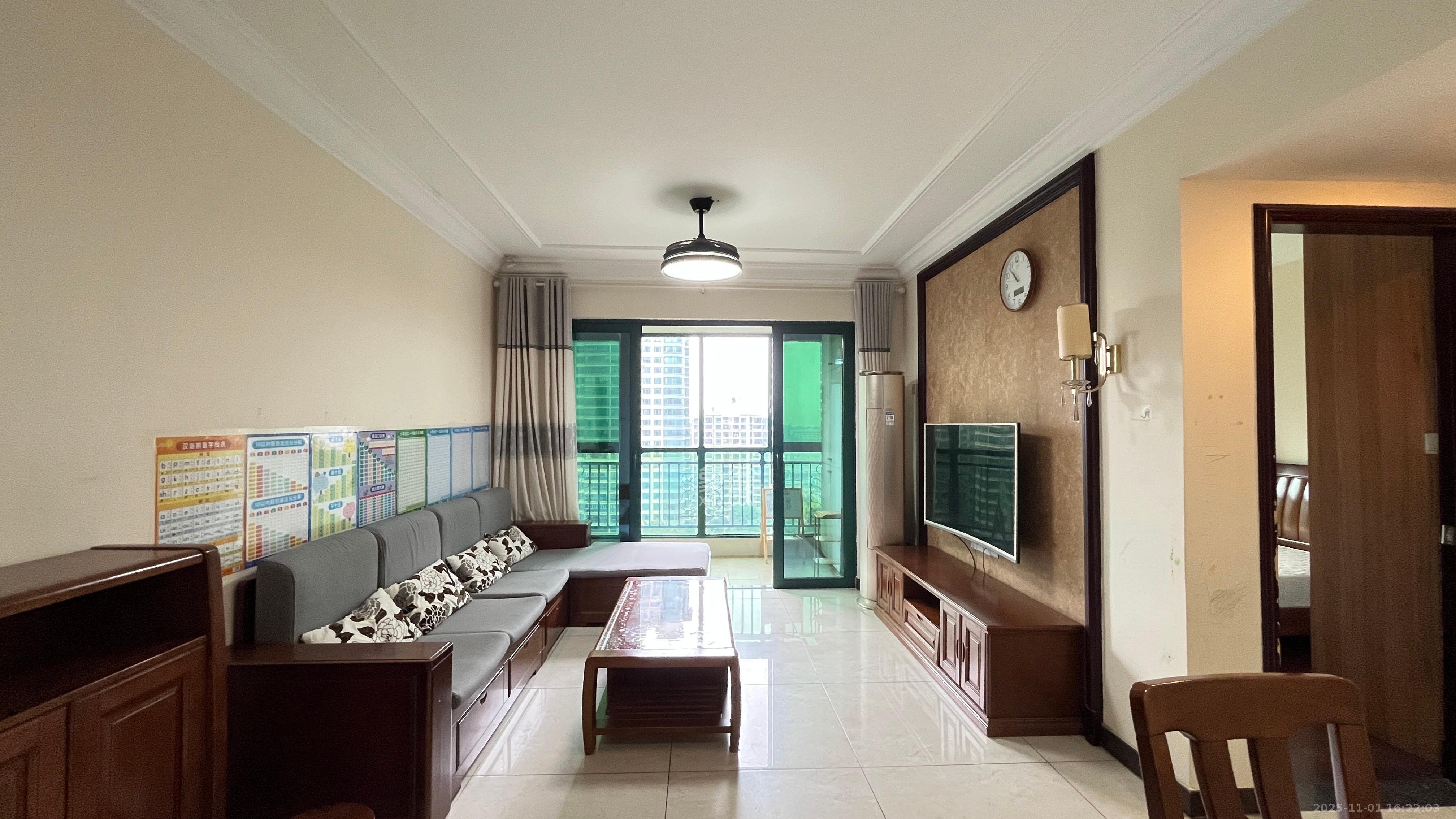 恒大雅苑  3室2厅1卫    2500.0元/月