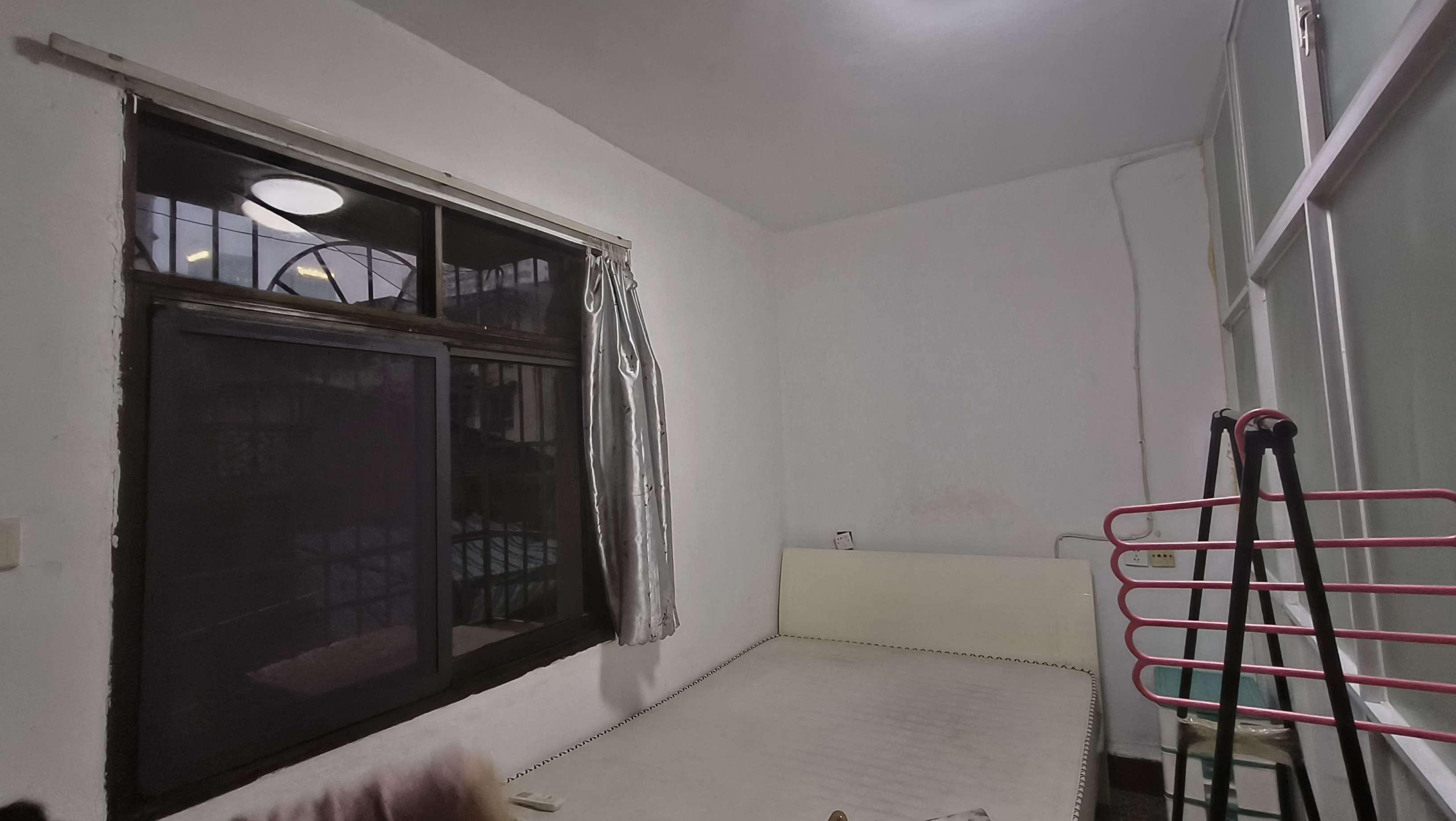 戥子桥散盘  2室1厅1卫    1800.0元/月户型图