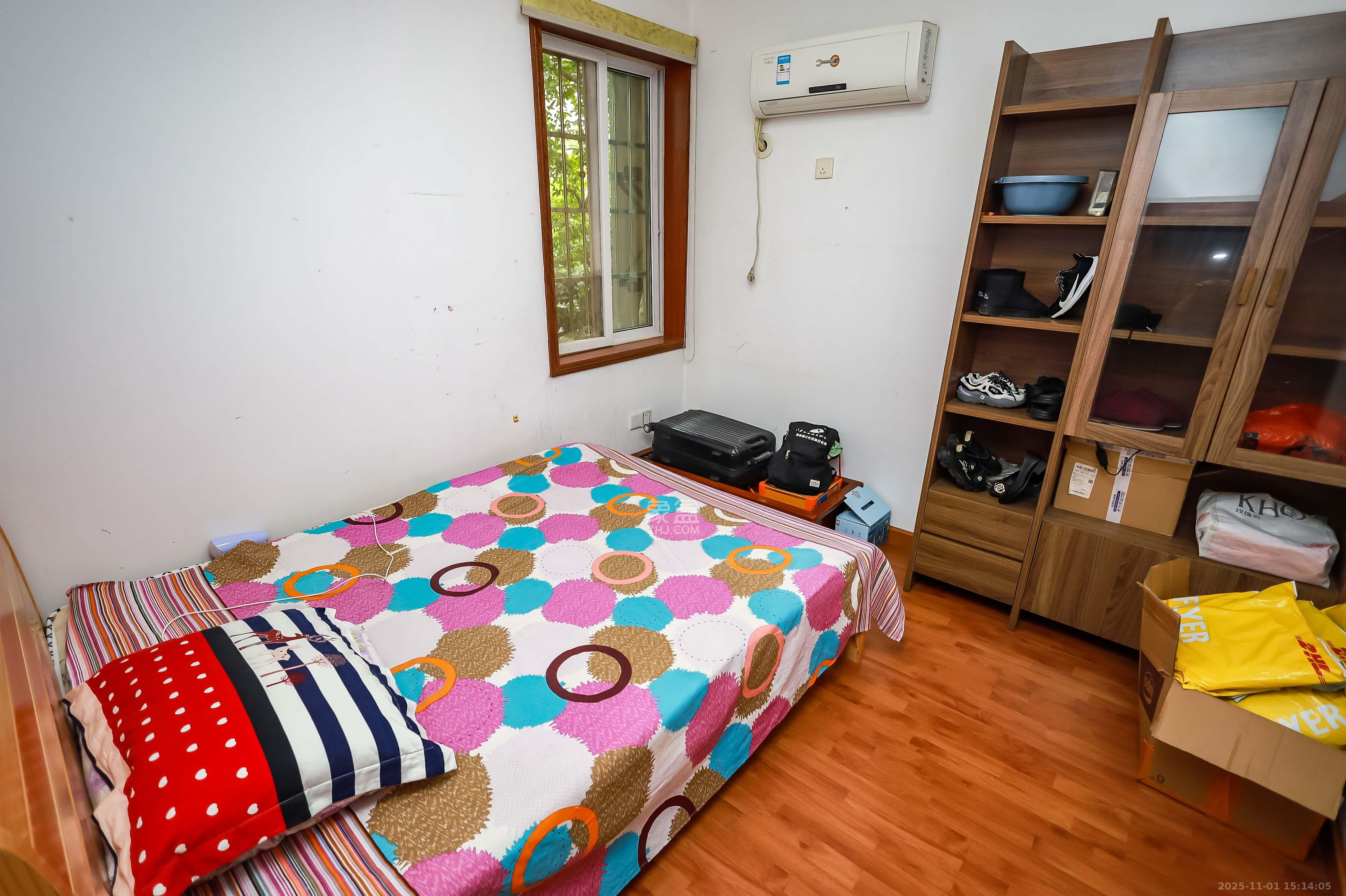 长房西郡  3室1厅1卫    2300.0元/月 长房西郡  3室1厅1卫    2300.0元/月室内图