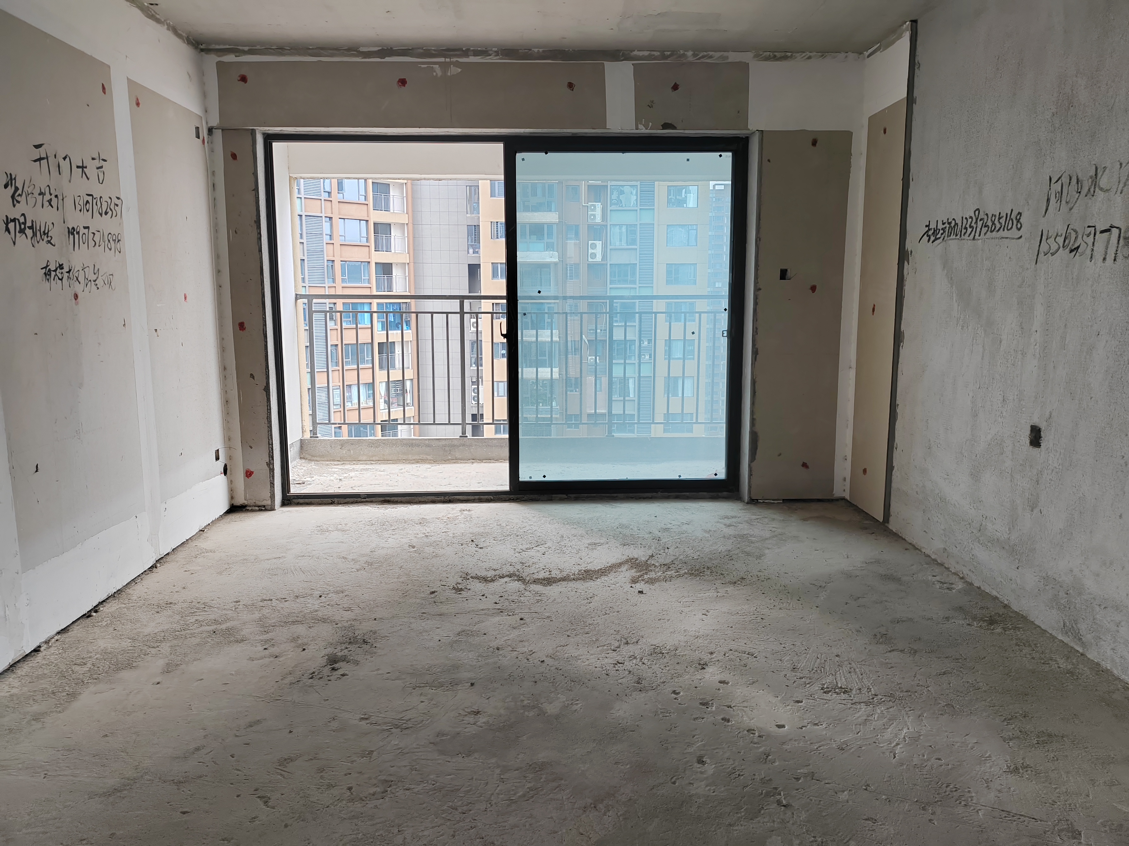 宁邦中心（二期公园里）  4室2厅2卫    79.8万