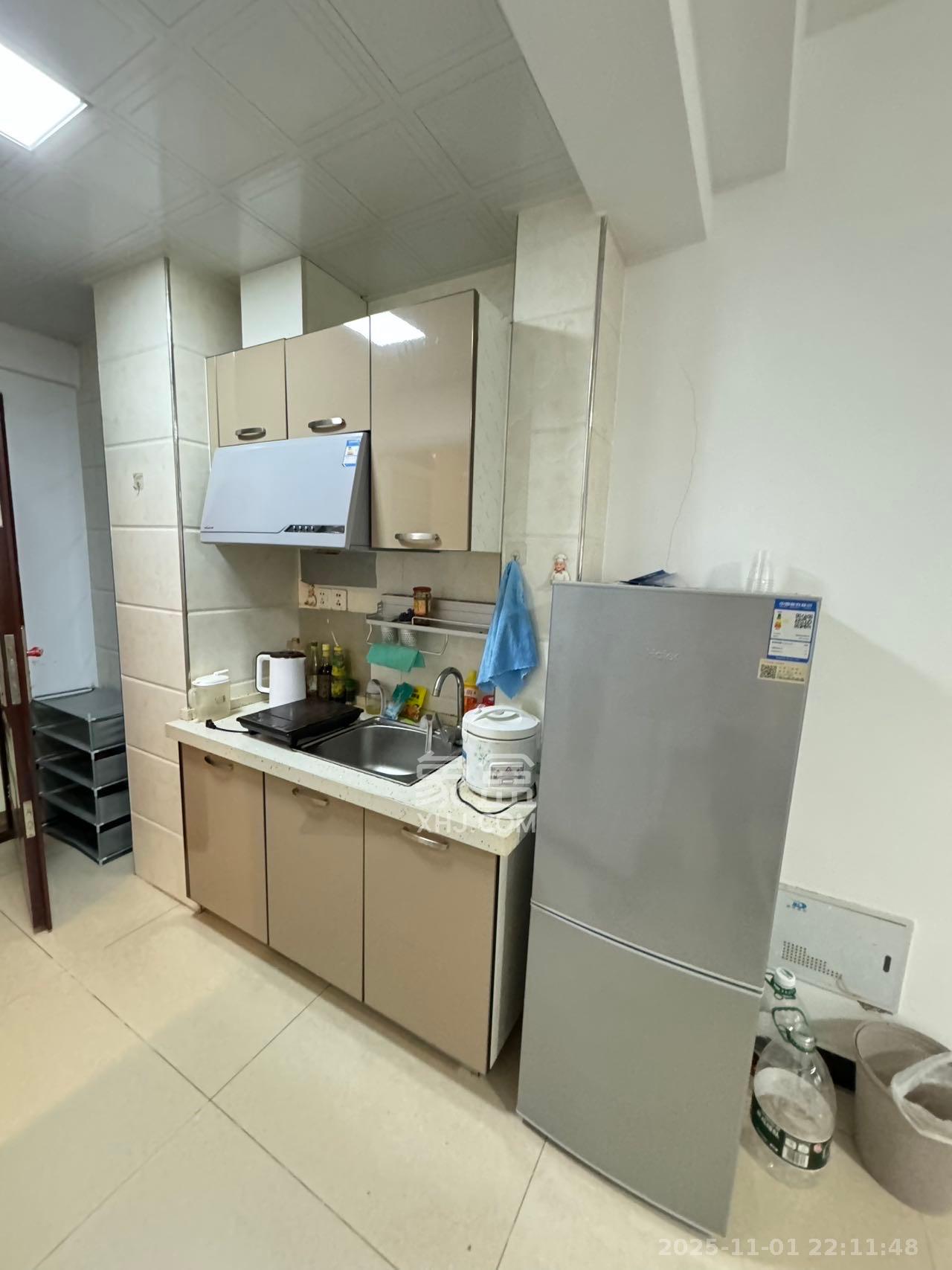 钰龙天下二期（钰龙佳园）  1室1厅1卫    1100.0元/月室内图