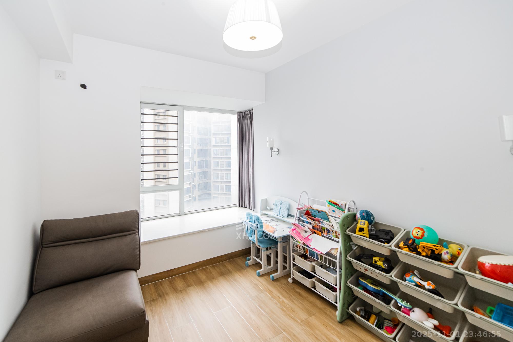 北辰三角洲C2区  4室2厅2卫    222.0万 北辰三角洲C2区  4室2厅2卫    222.0万卧室