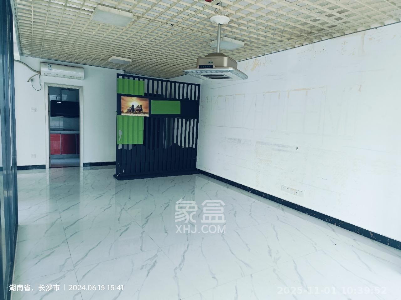 里约荟   86.0㎡      2600.0元/月