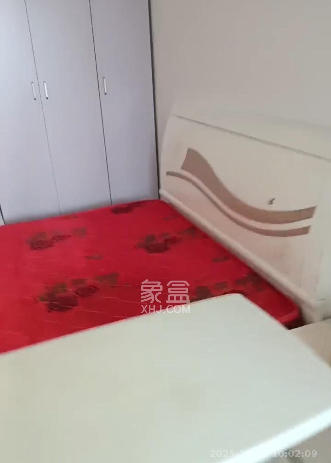 东方航标  1室1厅1卫    1200.0元/月室内图