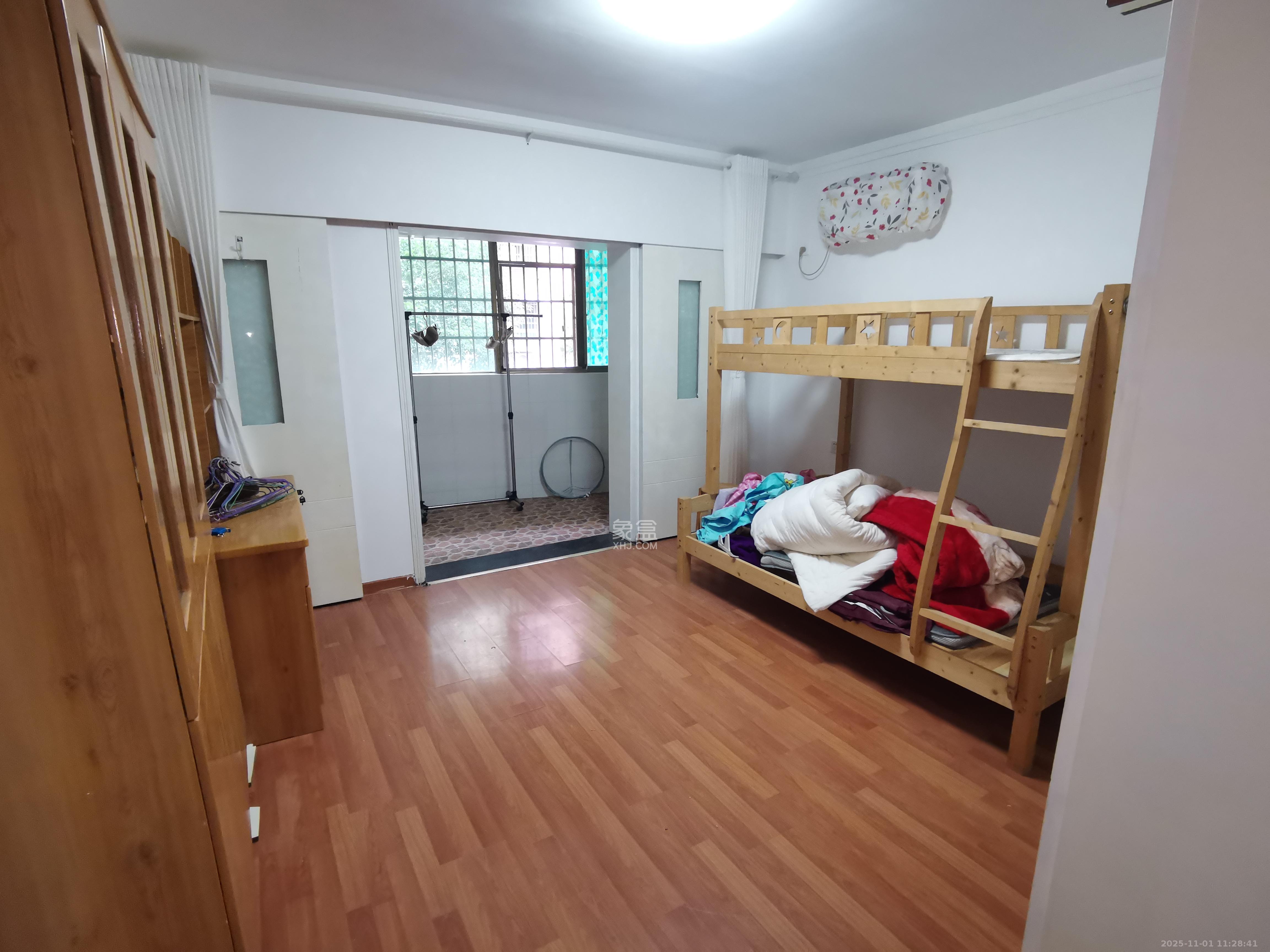 景香苑  1室1厅1卫    1500.0元/月