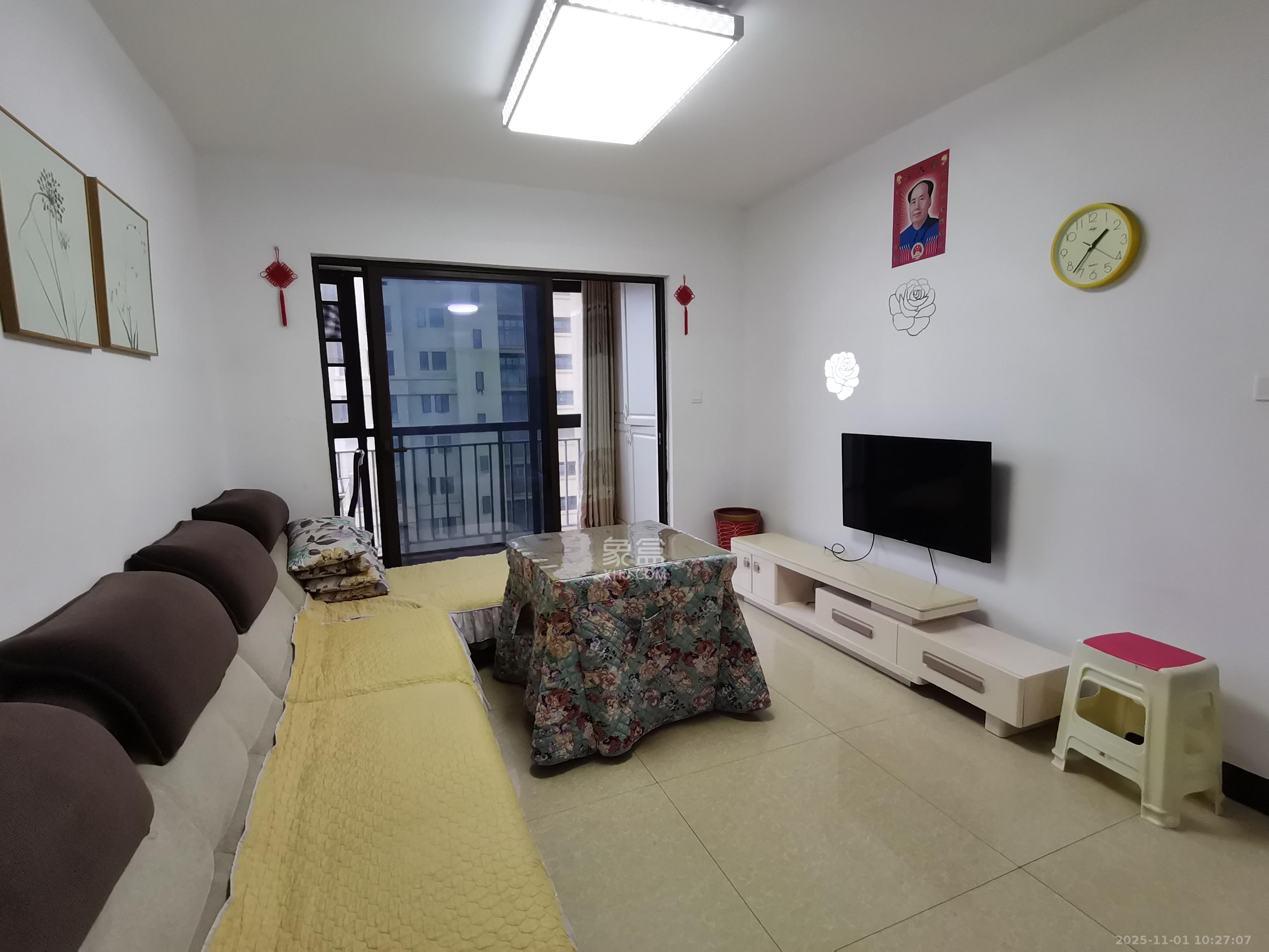 华润橡树湾  3室2厅1卫    1800.0元/月室内图