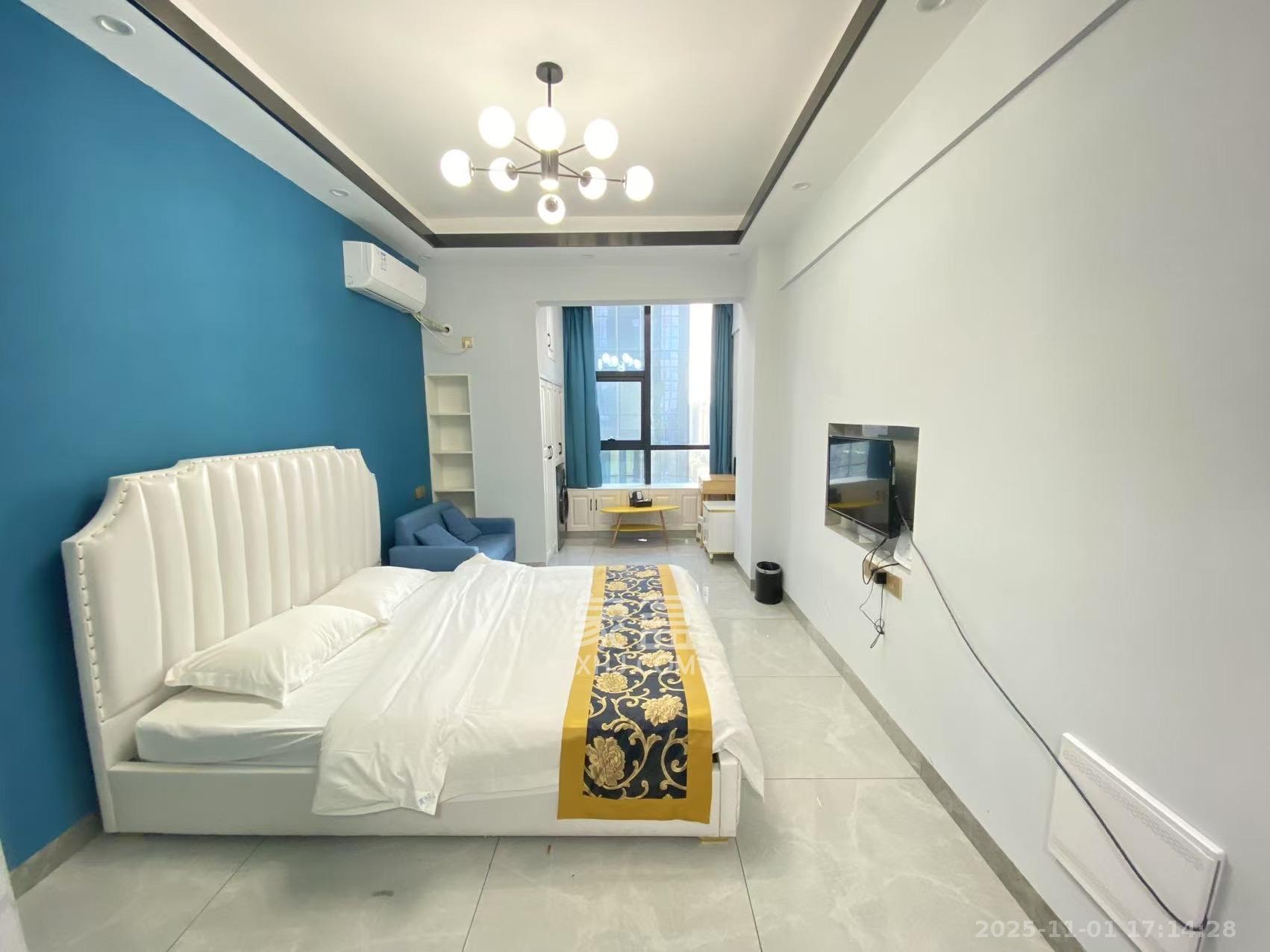 东盈商业广场（华泉城市广场）  1室1厅1卫    1600.0元/月