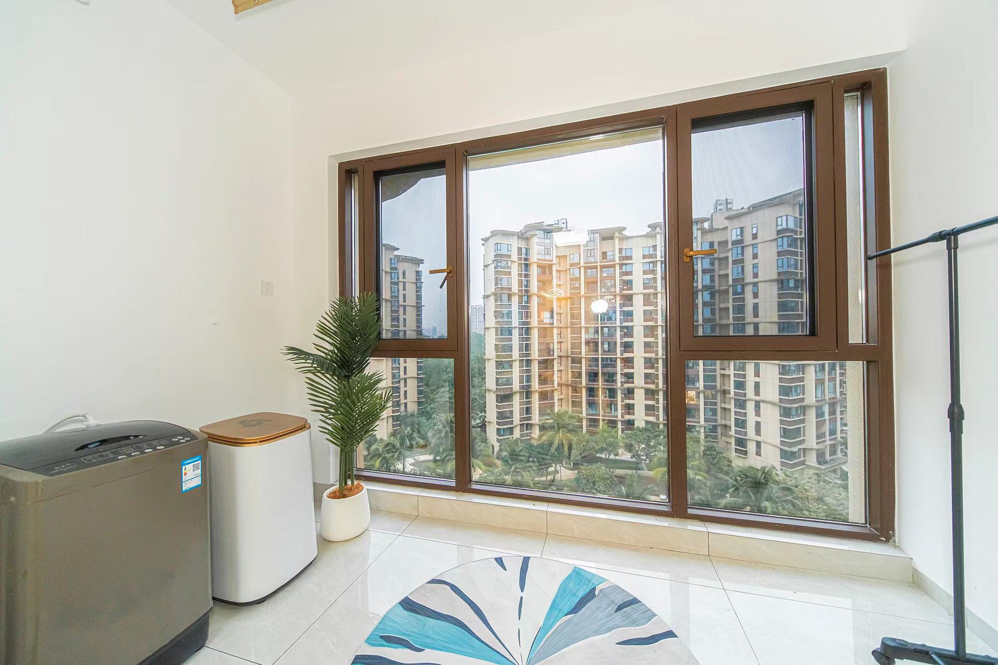 世茂璀璨时代  2室2厅1卫    1800.0元/月室内图