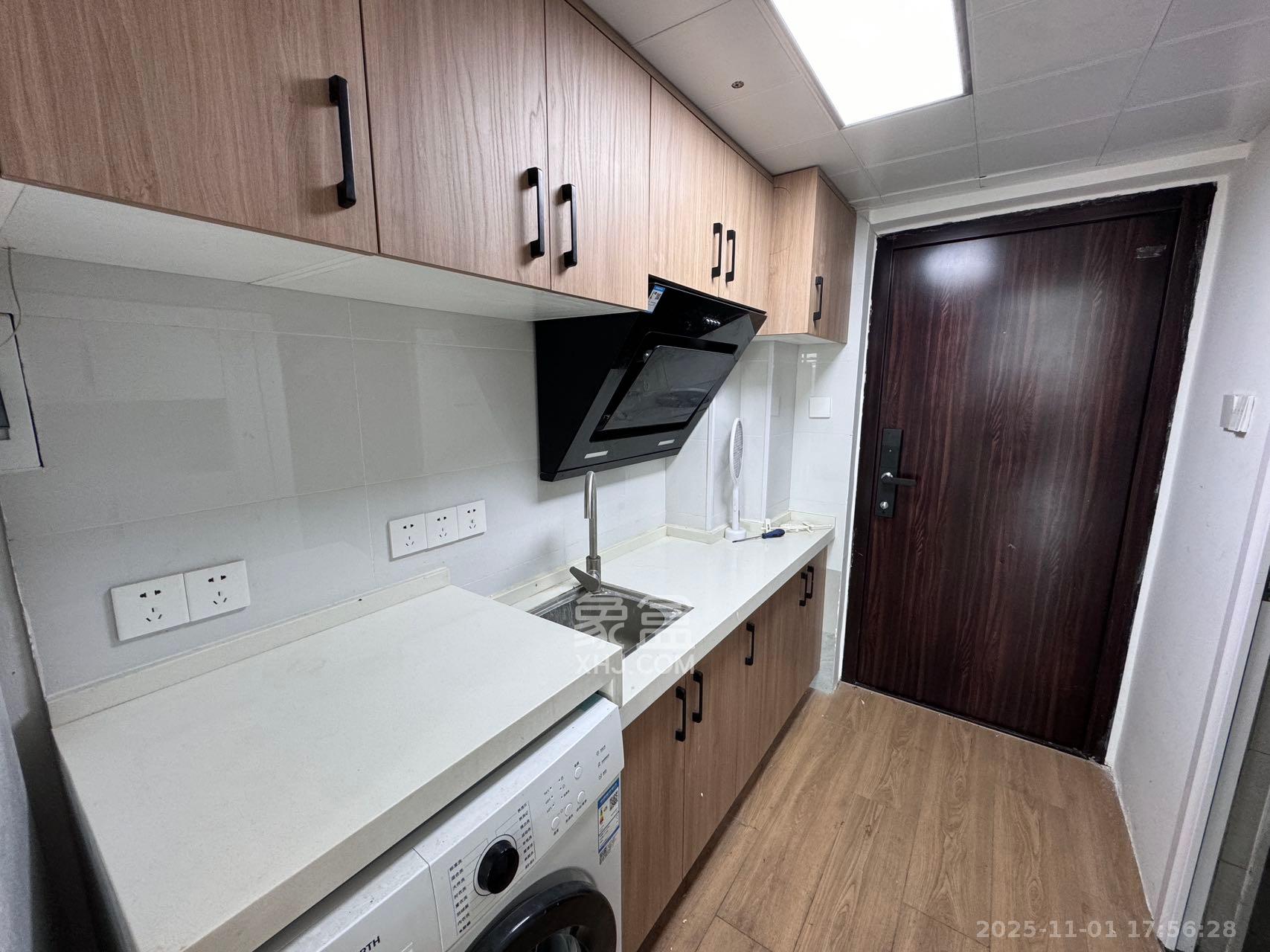 东盈商业广场（华泉城市广场）  2室1厅1卫    2400.0元/月室内图