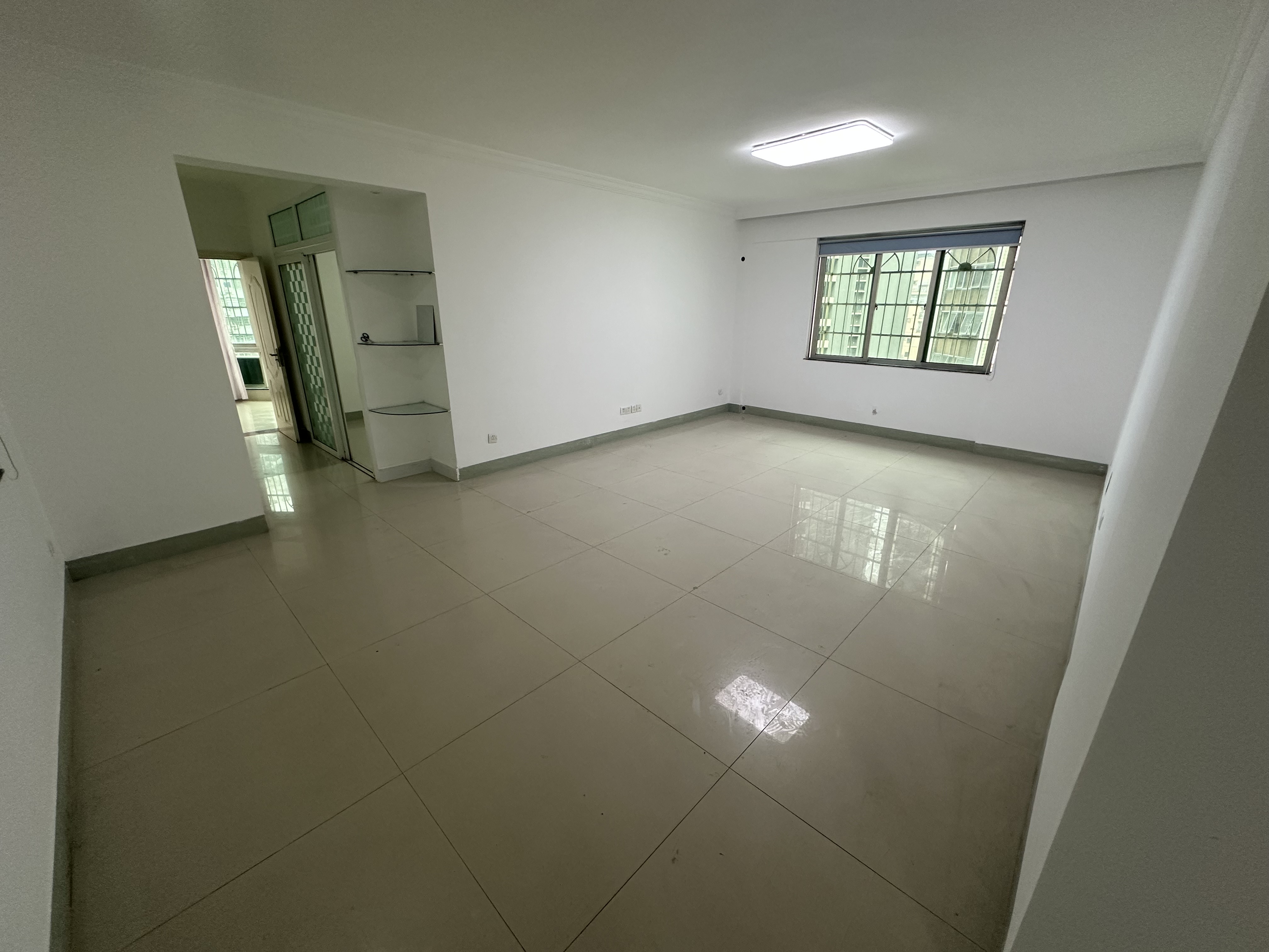 富豪大厦(富豪花园) 3室1厅1卫 2300.0元/月 富豪大厦(富豪花园) 3室1厅1卫 2300.0元/月室内图