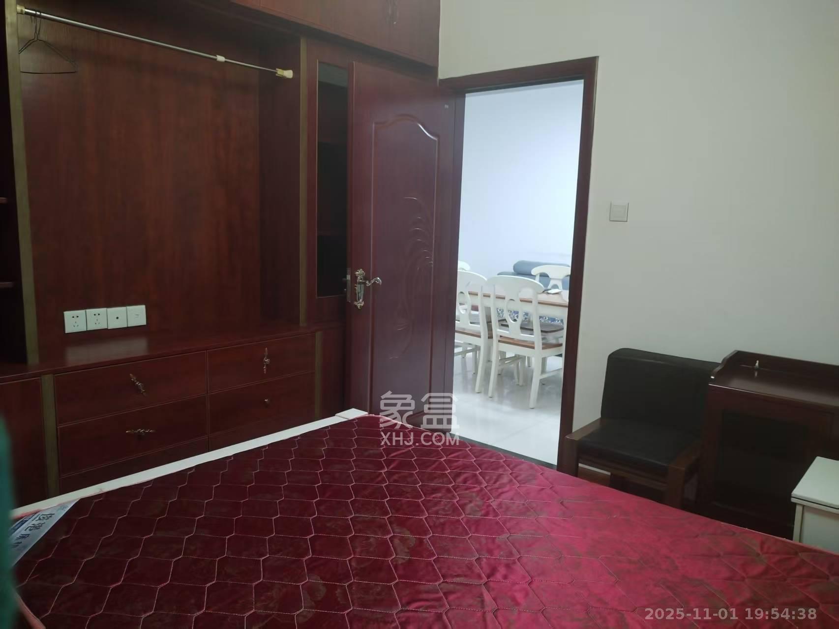 阳光锦城  2室1厅1卫    2000.0元/月 阳光锦城  2室1厅1卫    2000.0元/月室内图