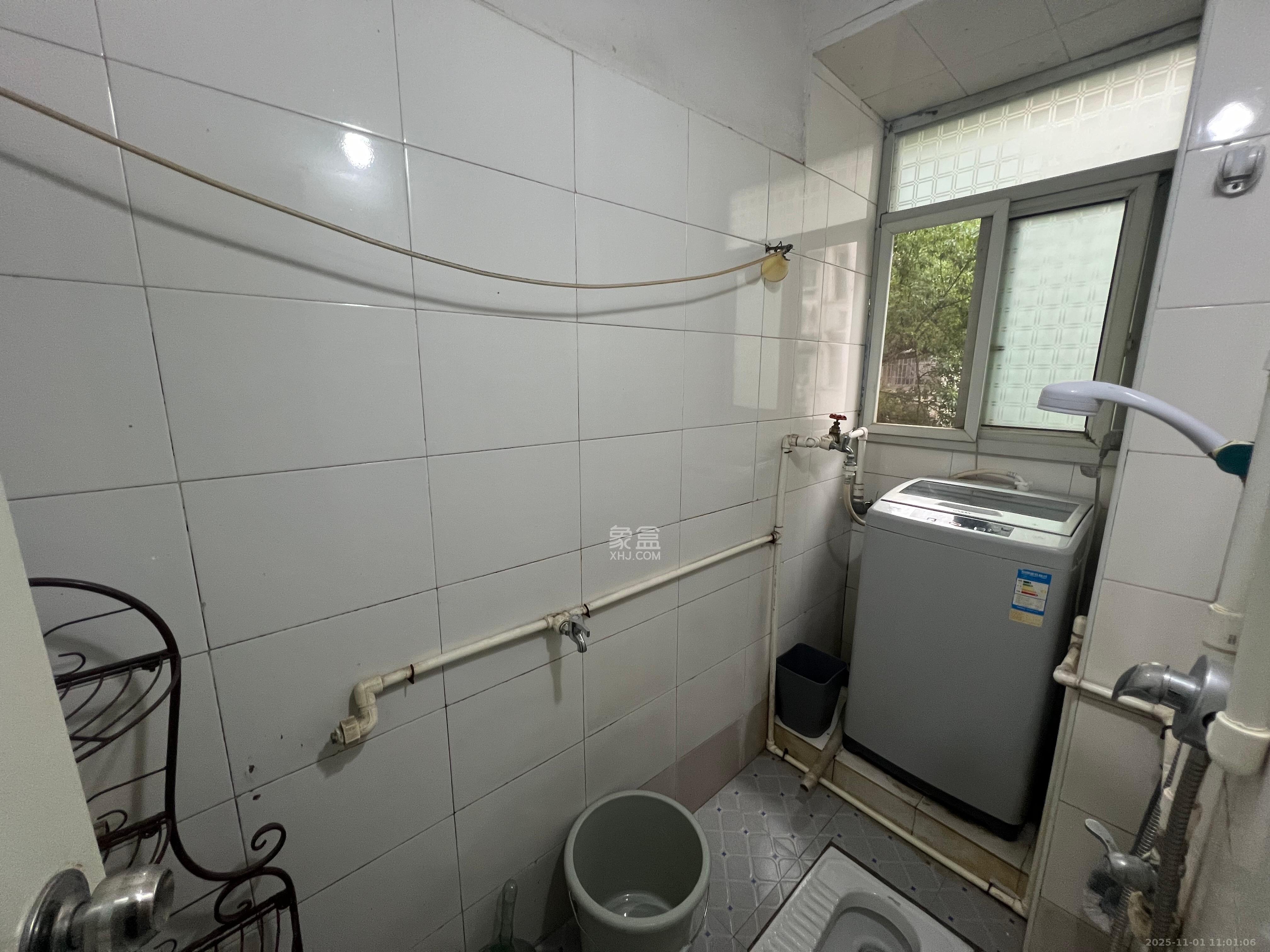 赤岗社区市政小区 2室1厅1卫 1500.0元/月 赤岗社区市政小区 2室1厅1卫 1500.0元/月室内图