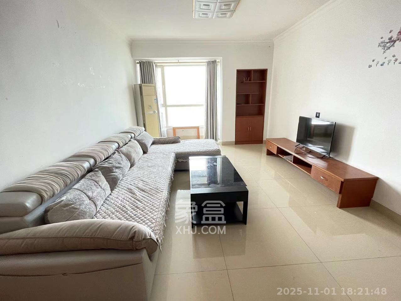 北辰三角洲E5区  1室2厅1卫    2500.0元/月