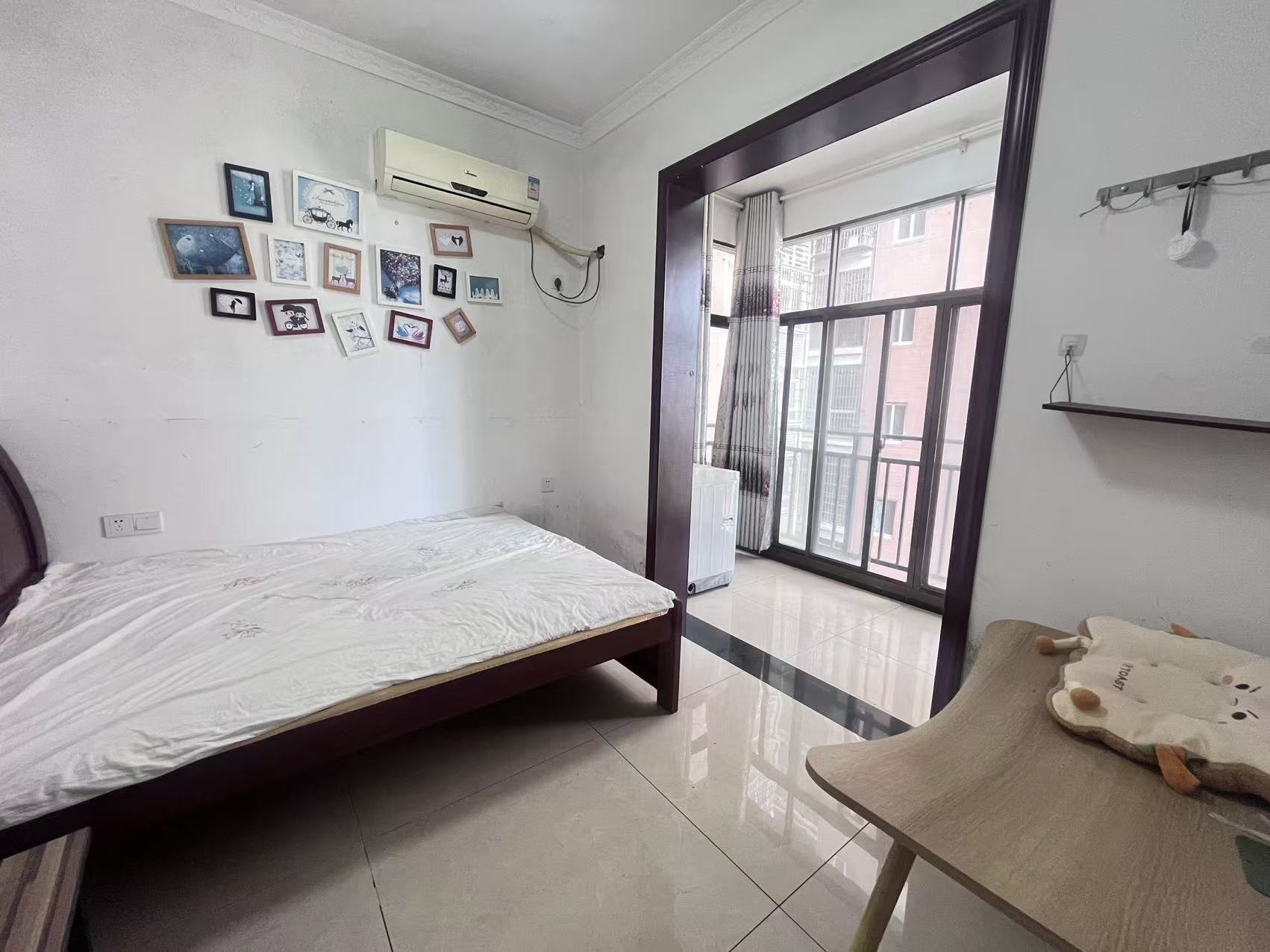 学府花园(文苑瑞景) 2室2厅1卫 1300.0元/月 学府花园(文苑瑞景) 2室2厅1卫 1300.0元/月室内图