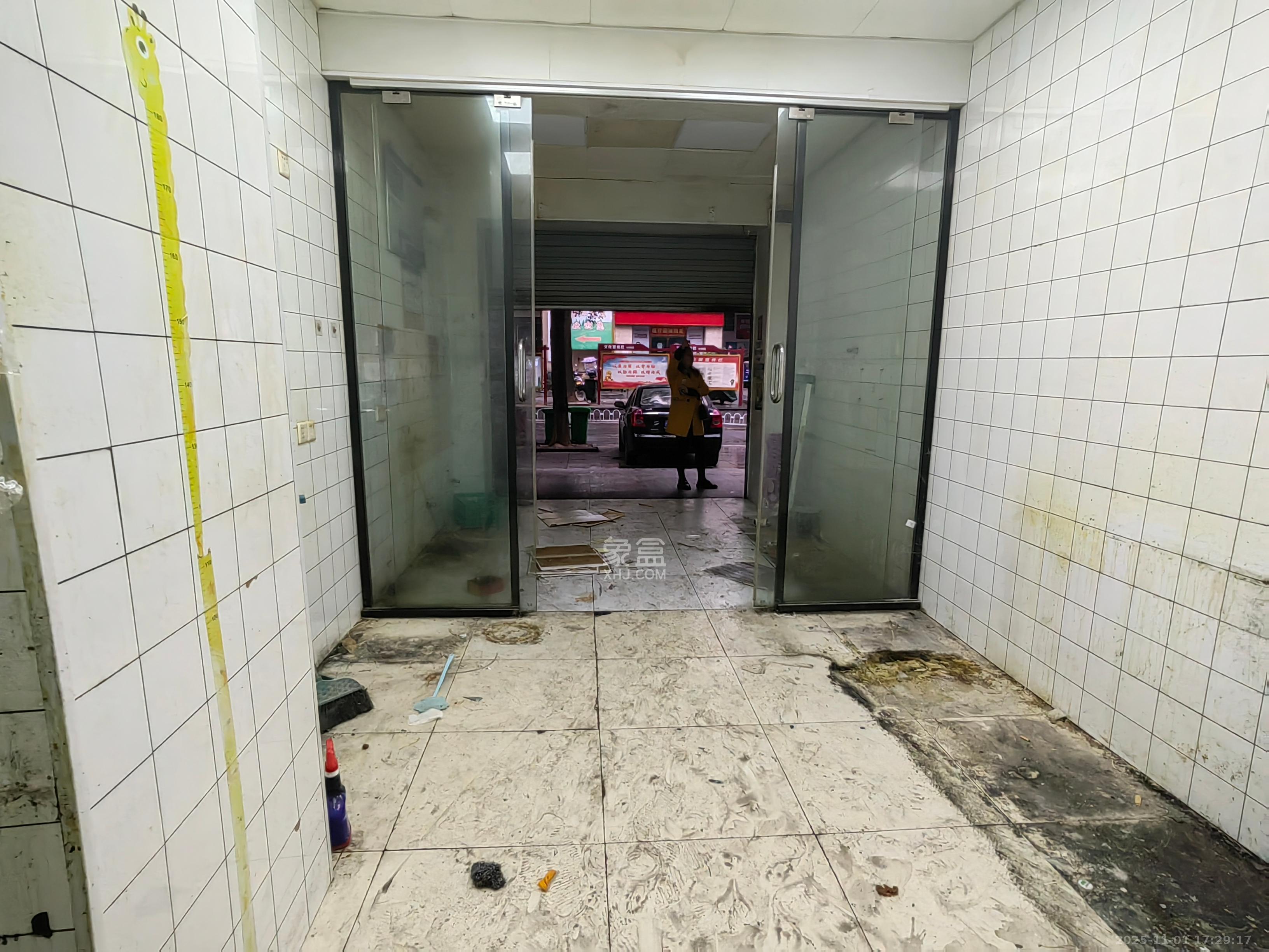 锦湘国际星城二期（锦雅苑）   40.0㎡      5280.0元/月室内图