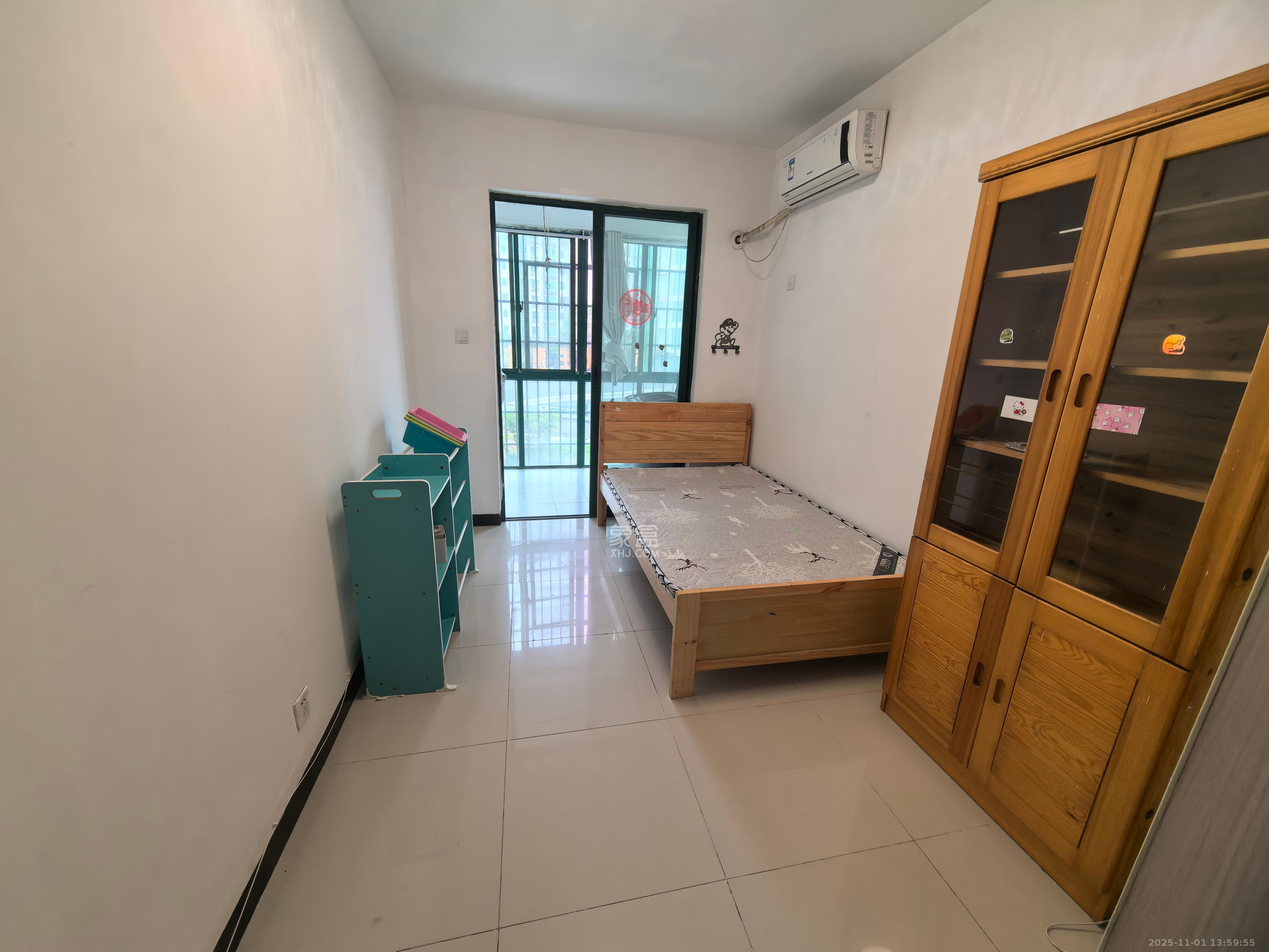 湖韵佳苑  3室2厅1卫    2700.0元/月室内图