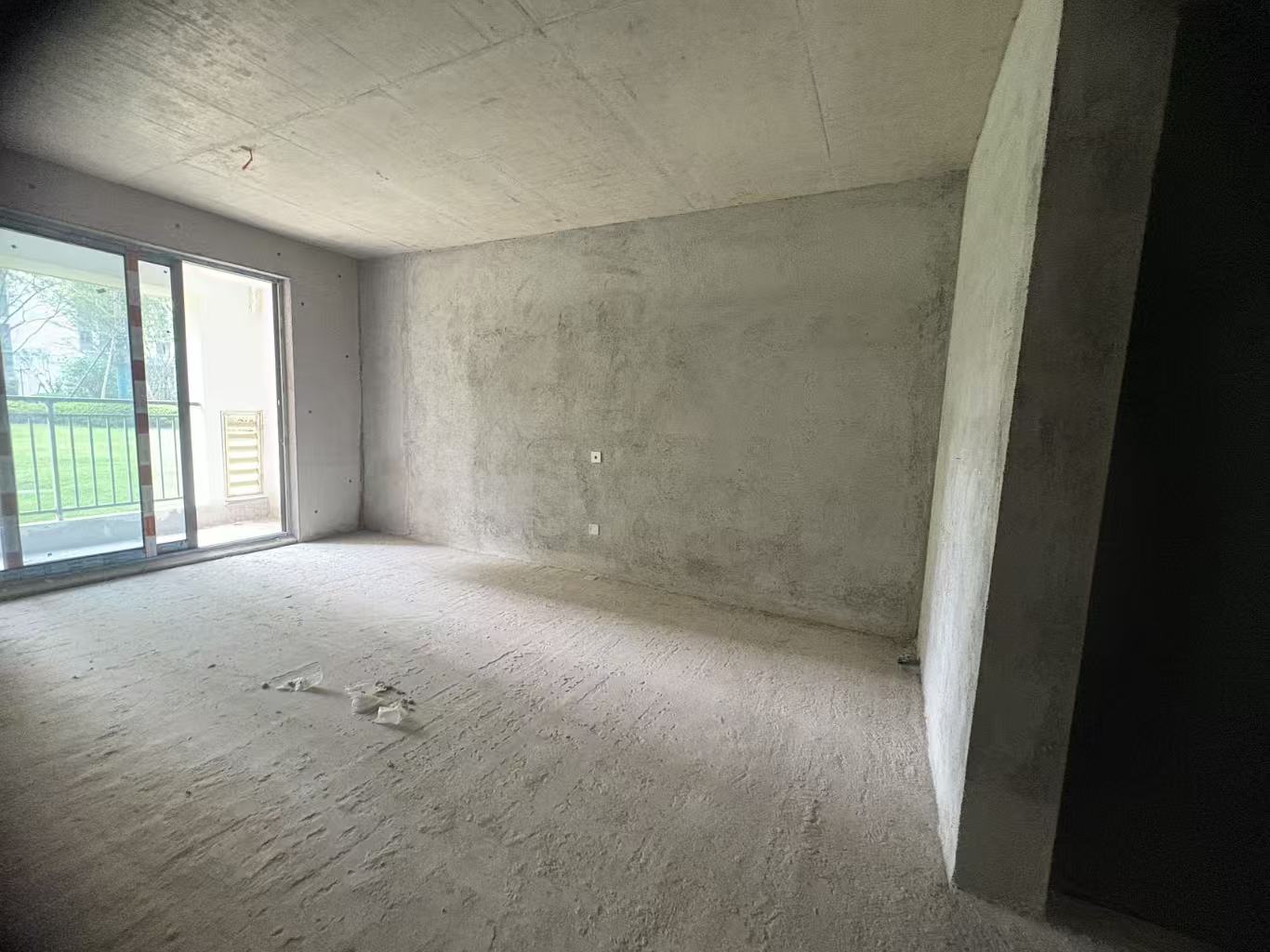 吾悦广场  4室2厅2卫    80.0万卧室