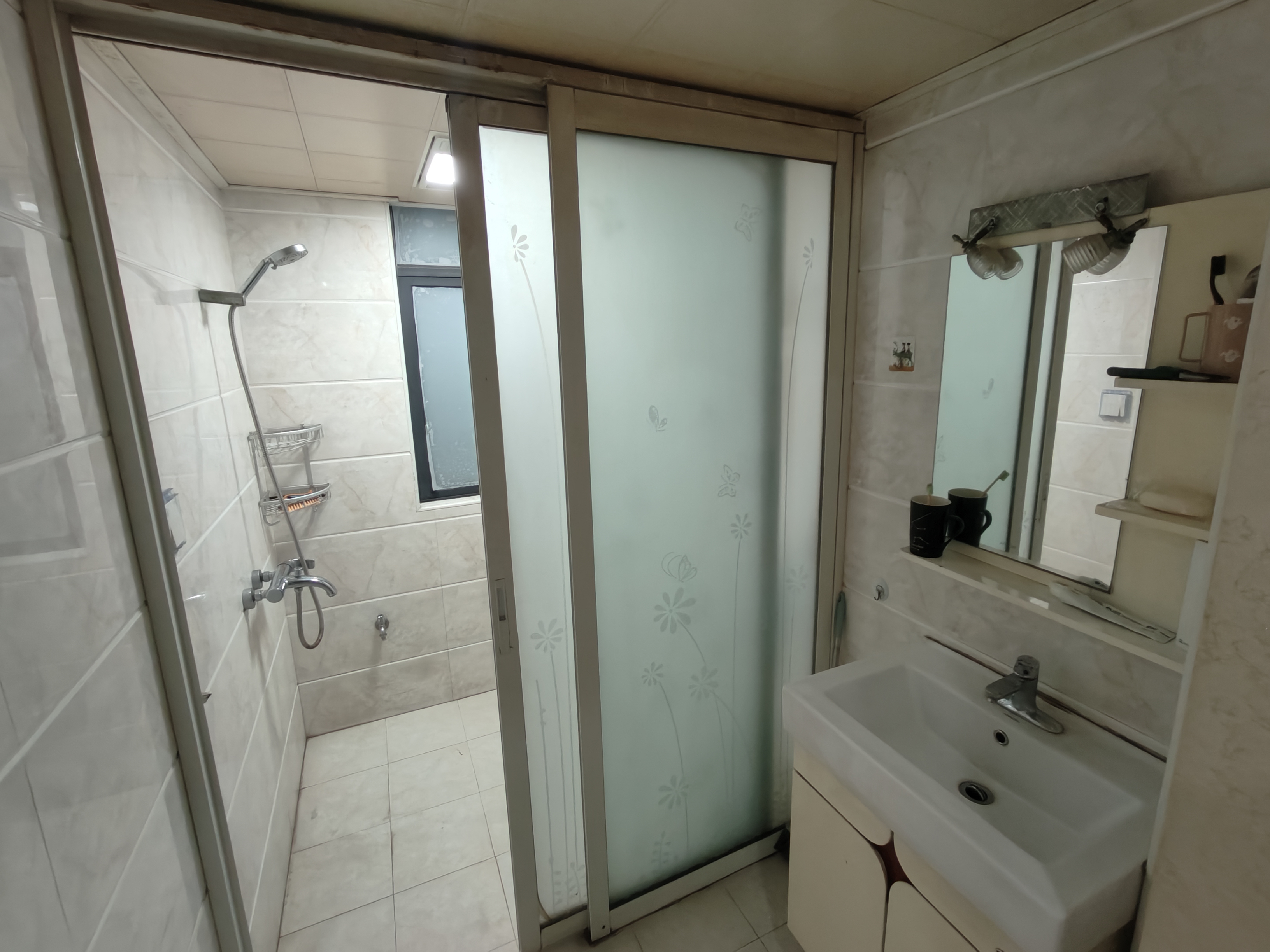 博达绿岛 2室2厅1卫 1500.0元/月 博达绿岛 2室2厅1卫 1500.0元/月室内图