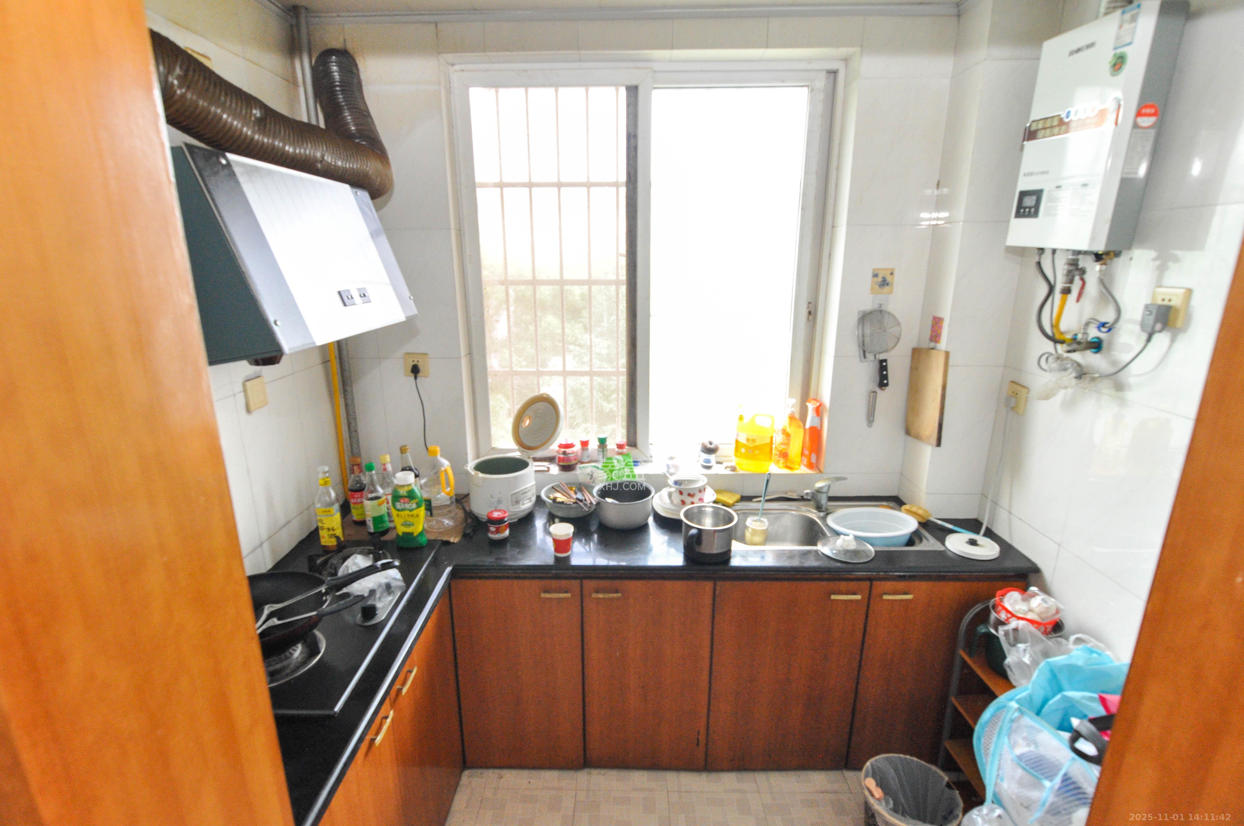 锦绣家园  2室2厅1卫    58.0万厨房