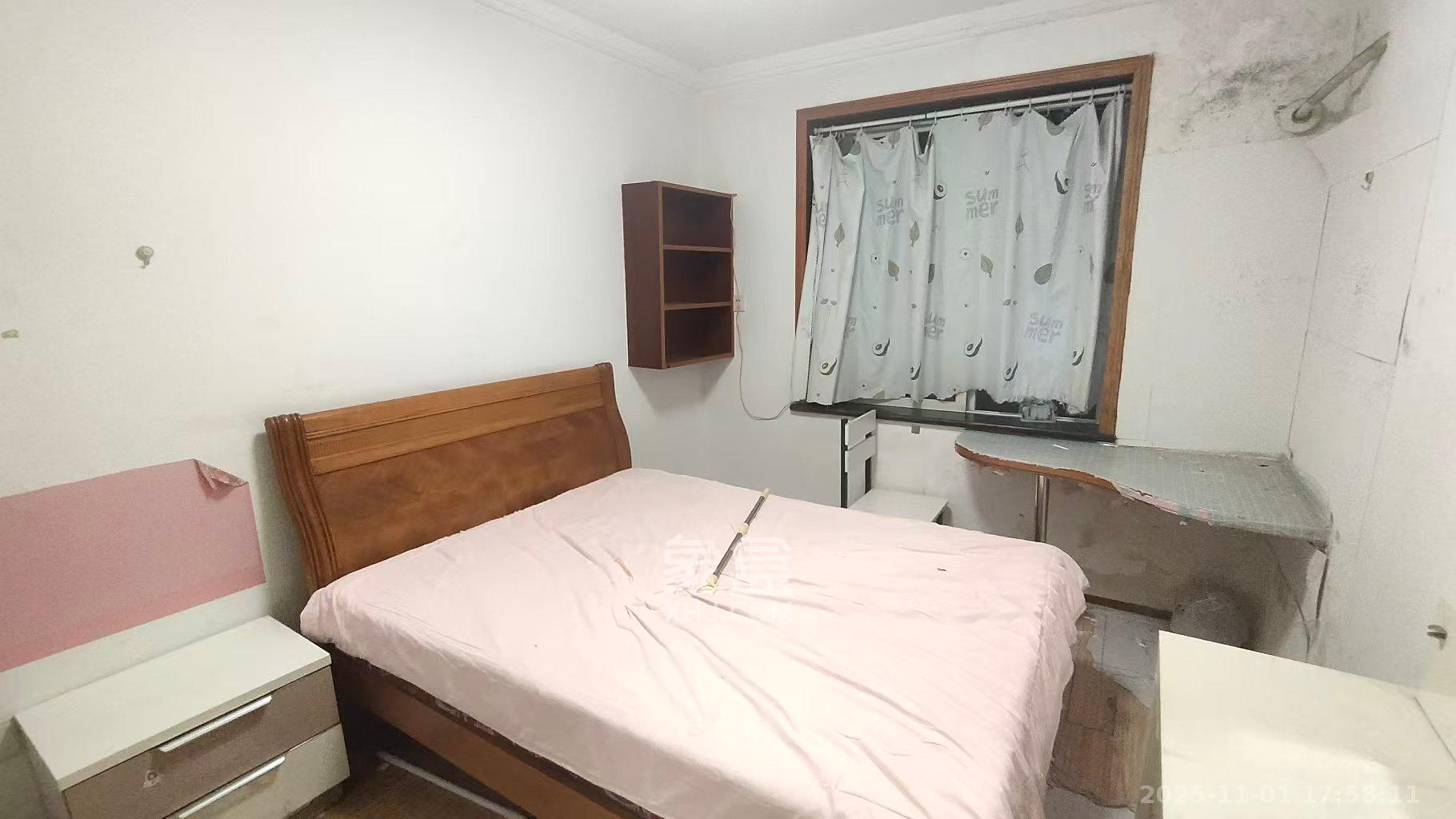 向东南社区 2室1厅1卫 1400.0元/月 向东南社区 2室1厅1卫 1400.0元/月室内图