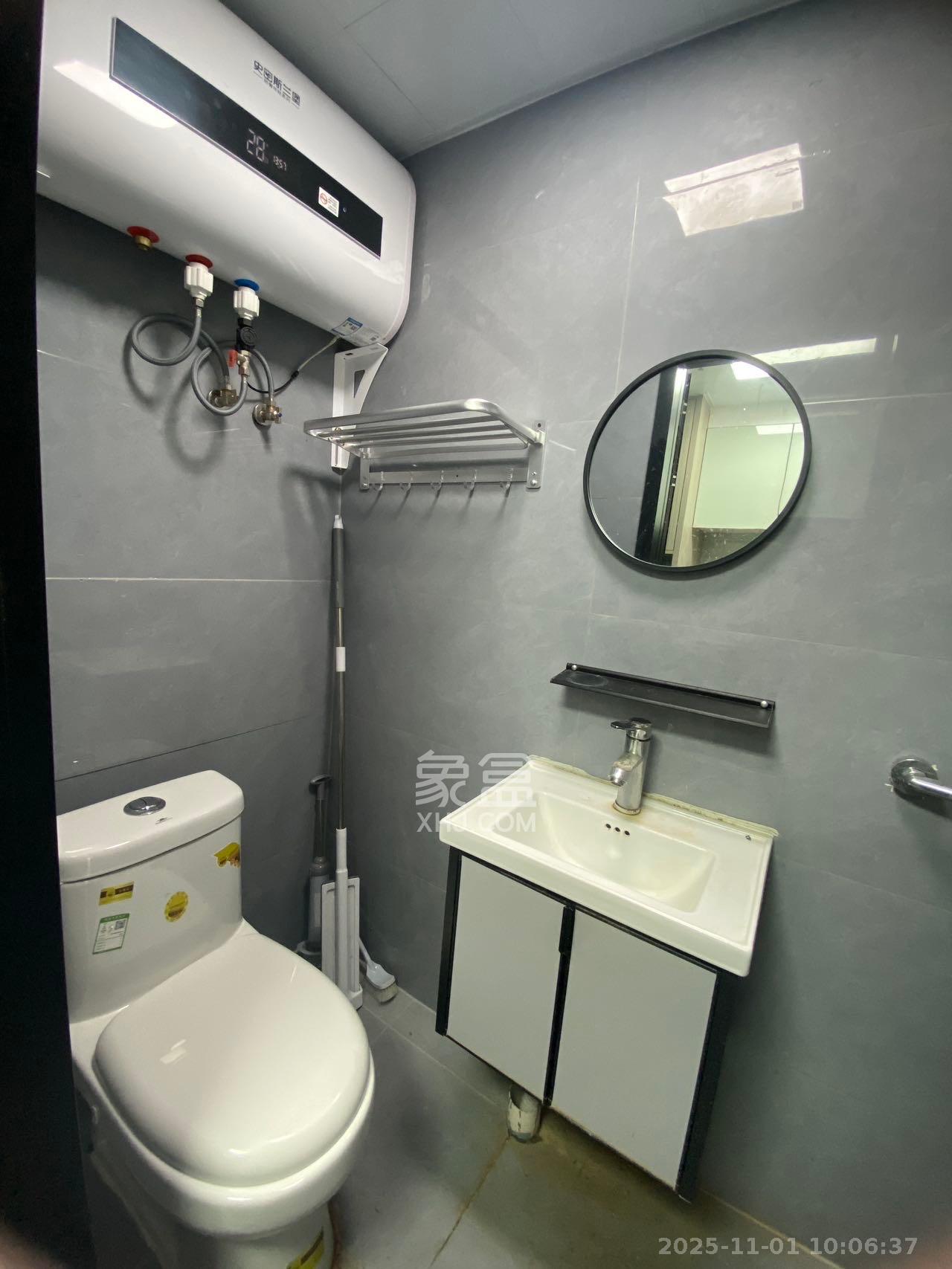 保利天禧EF区  1室1厅1卫    1680.0元/月 保利天禧EF区  1室1厅1卫    1680.0元/月室内图