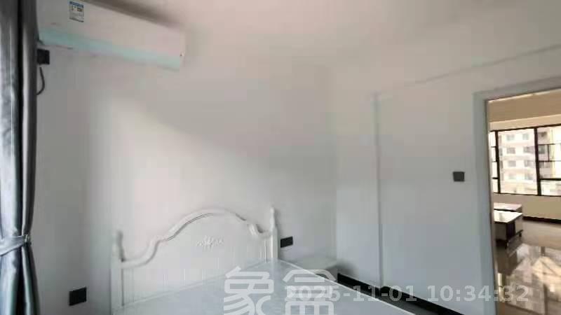 长房云时代  1室2厅2卫    3000.0元/月室内图