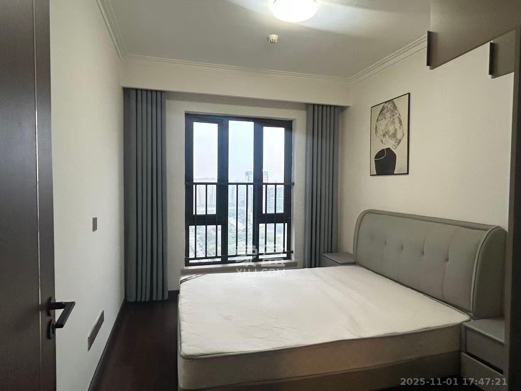 绿地长沙城际空间站（绿地新里佳苑）  3室2厅2卫    3500.0元/月室内图