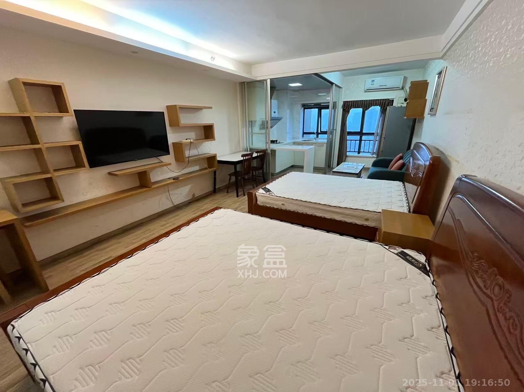 大财门公寓  1室1厅1卫    1900.0元/月