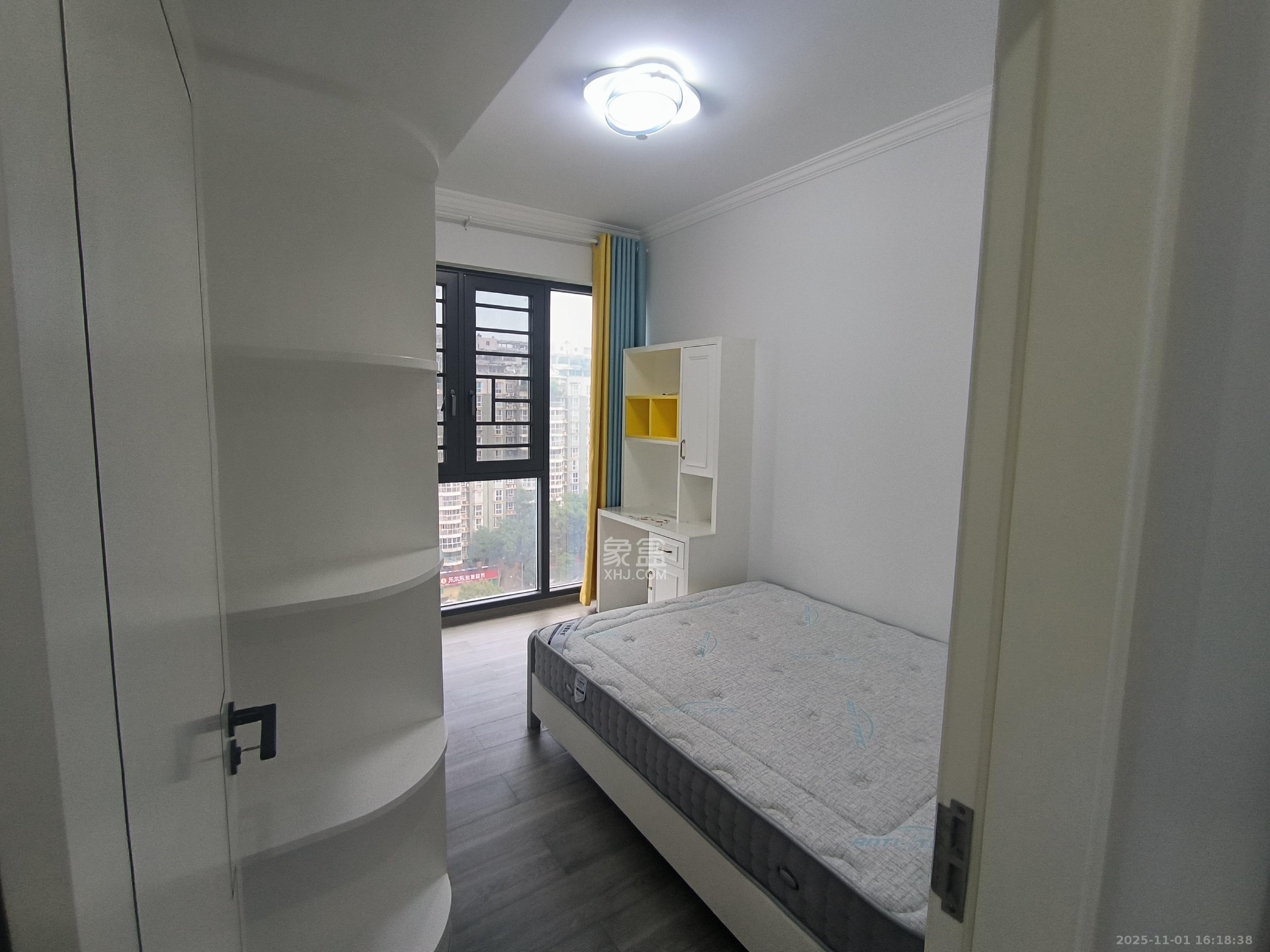 江南华府 3室1厅2卫 3200.0元/月 江南华府 3室1厅2卫 3200.0元/月室内图