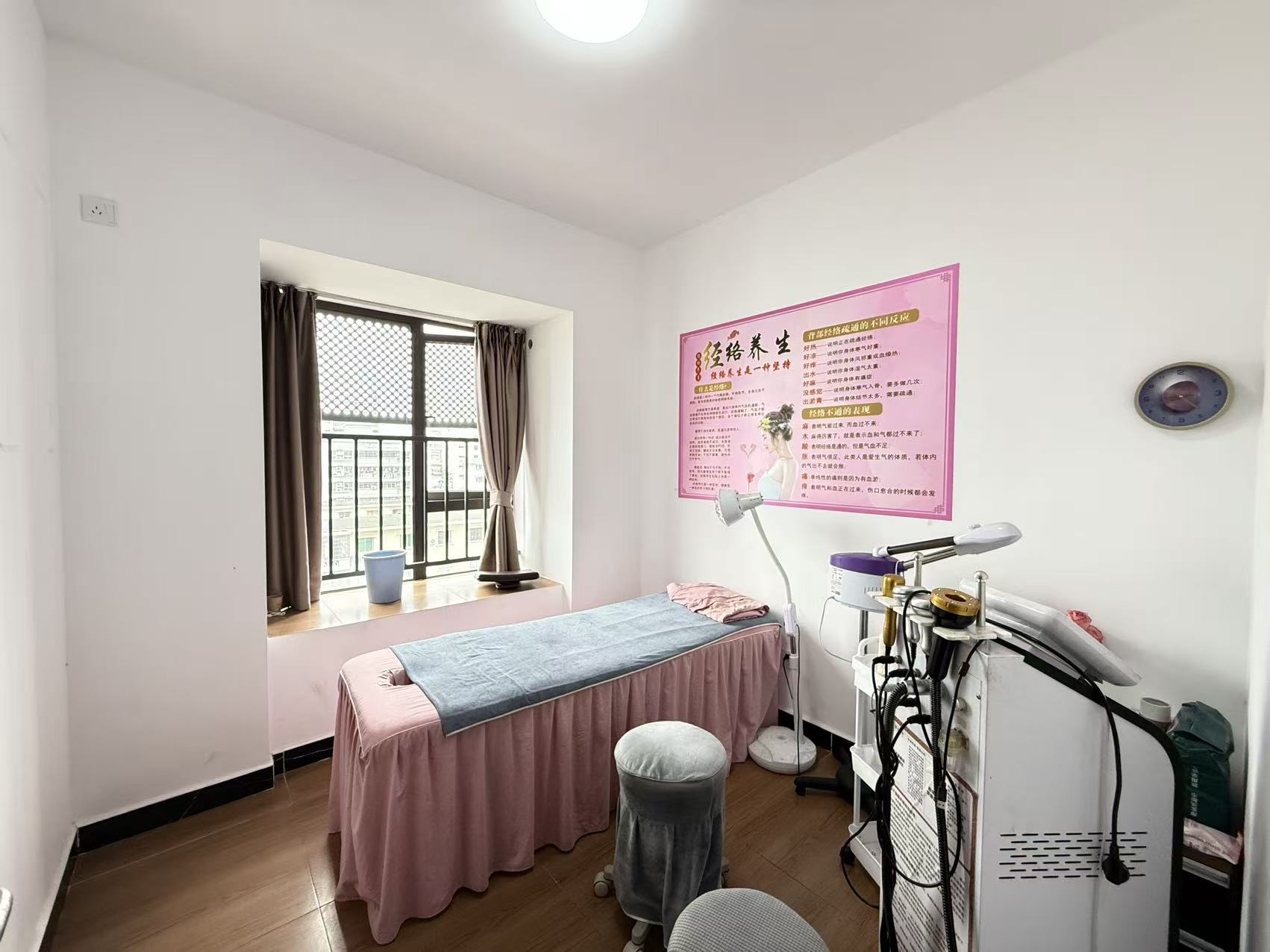 坡博家园四区  4室2厅2卫    133.0万室内图