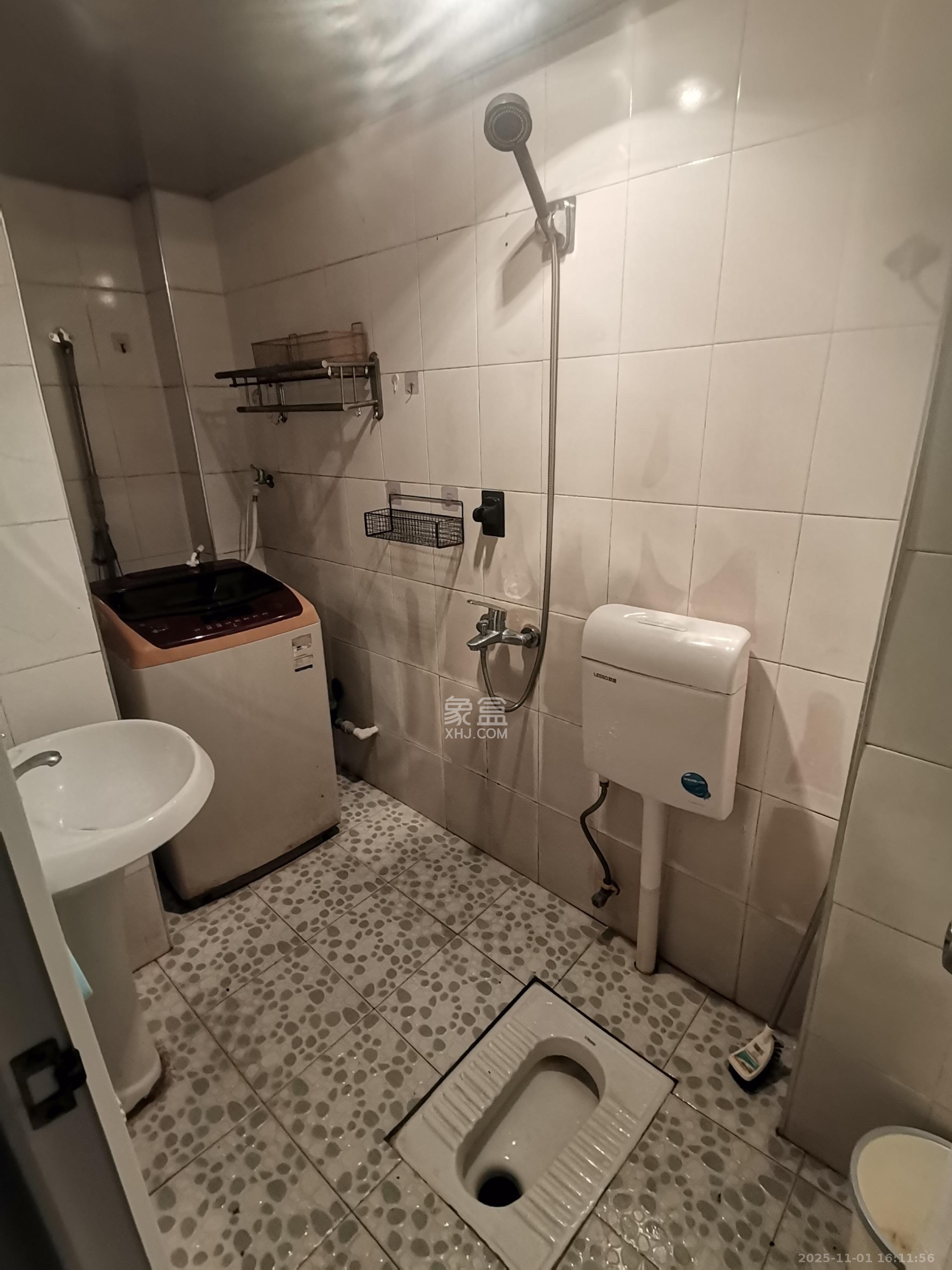 锦璨家园  1室1厅1卫    1050.0元/月室内图