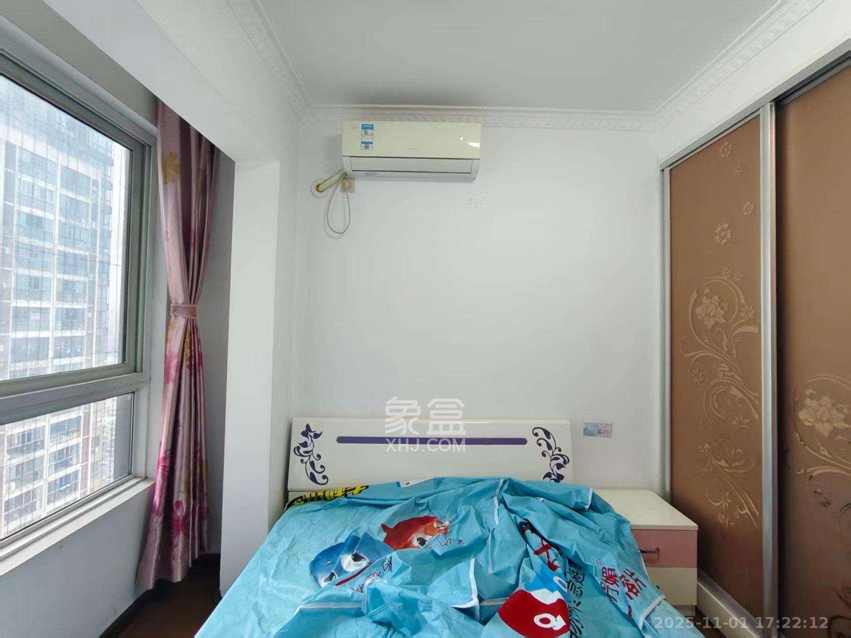 银港水晶城  3室2厅1卫    2600.0元/月 银港水晶城  3室2厅1卫    2600.0元/月室内图