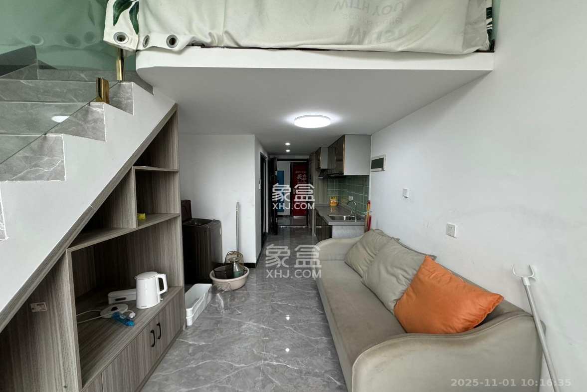 新长海D1站 1室1厅1卫 1100.0元/月 新长海D1站 1室1厅1卫 1100.0元/月室内图