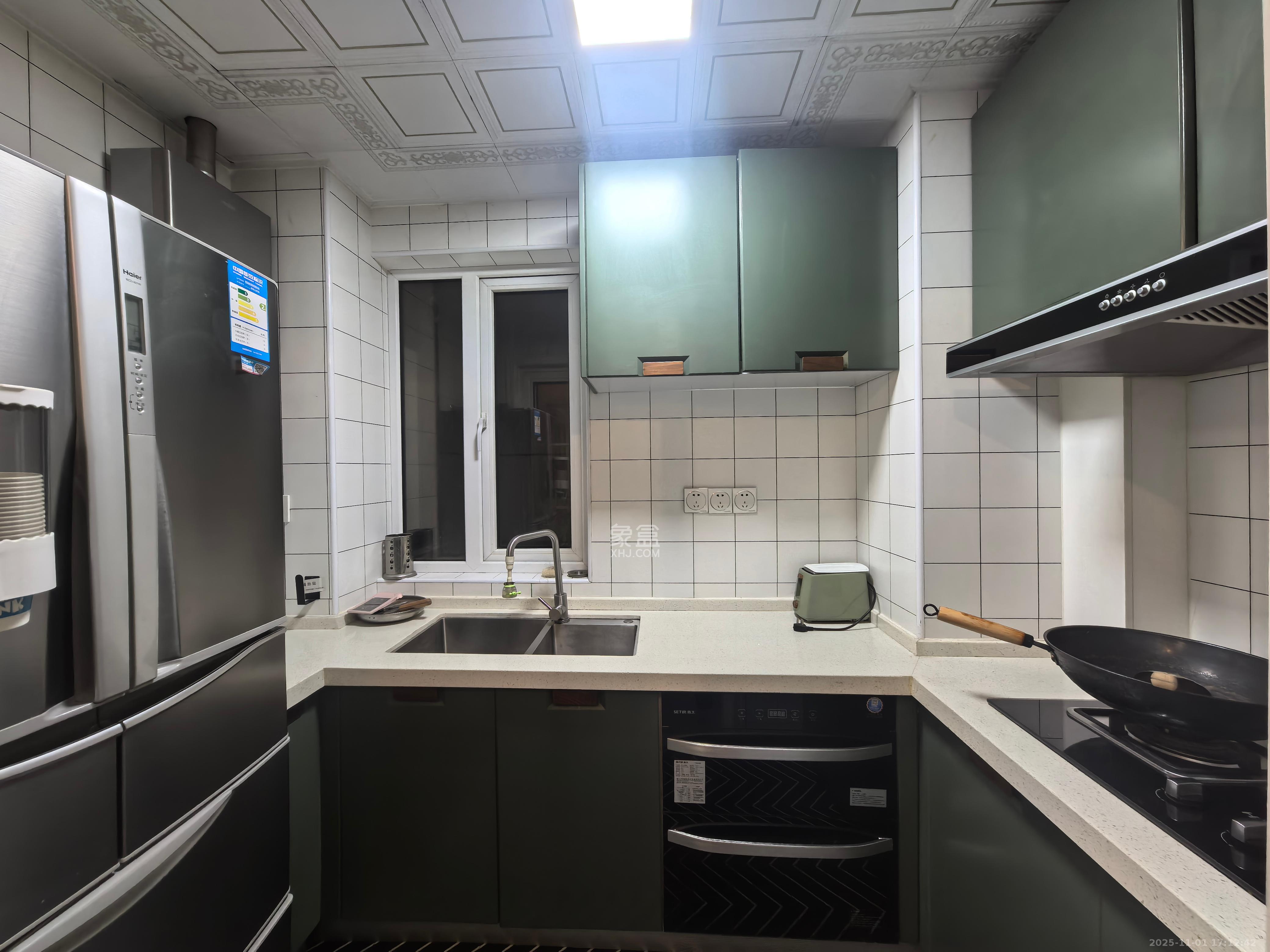 荣盛花语城 1室1厅1卫 2000.0元/月 荣盛花语城 1室1厅1卫 2000.0元/月室内图