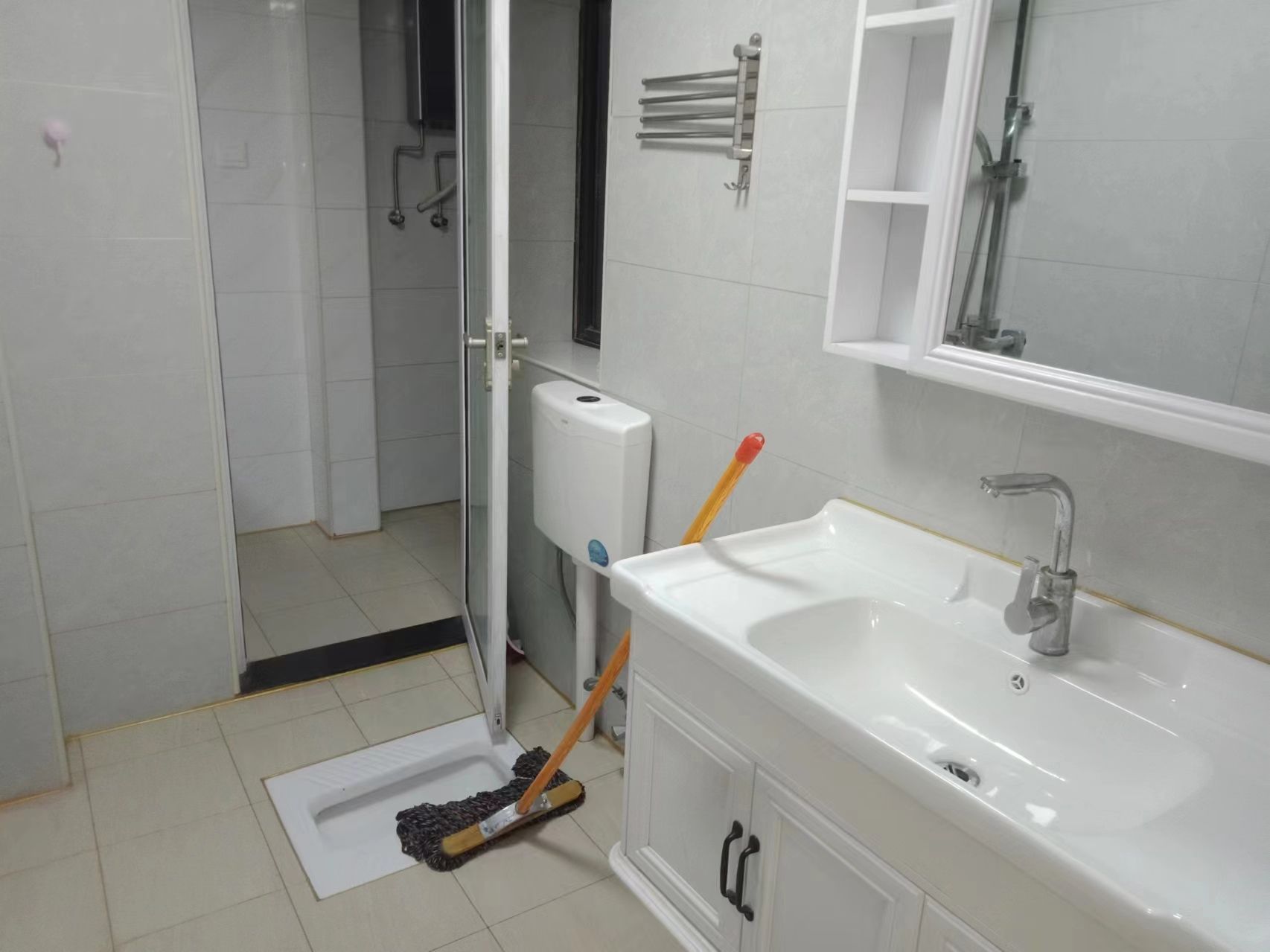 五江碧桂园城市广场  3室2厅2卫    80.0万客厅