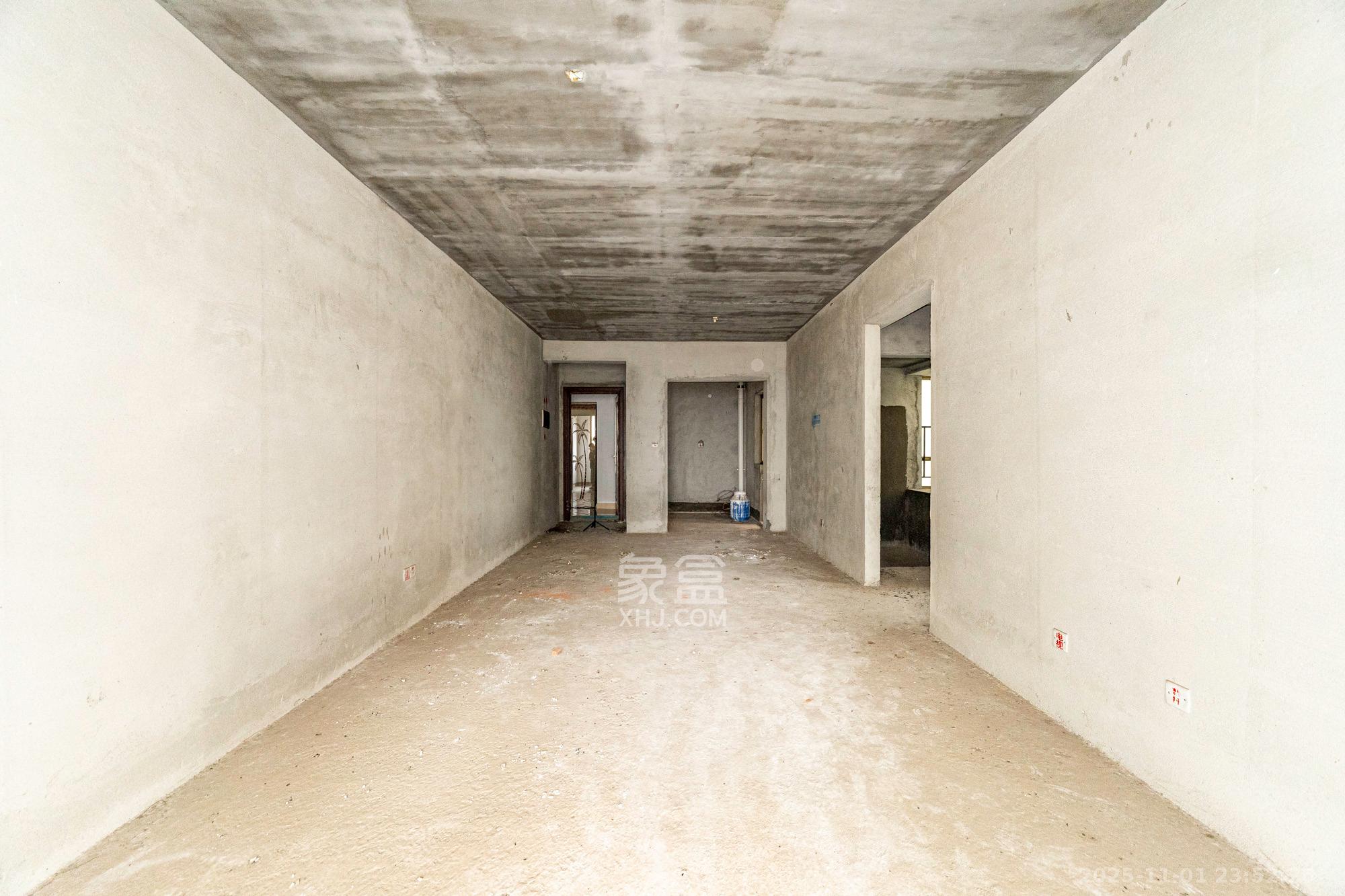 碧桂园威尼斯城  3室2厅1卫    48.8万 碧桂园威尼斯城  3室2厅1卫    48.8万客厅