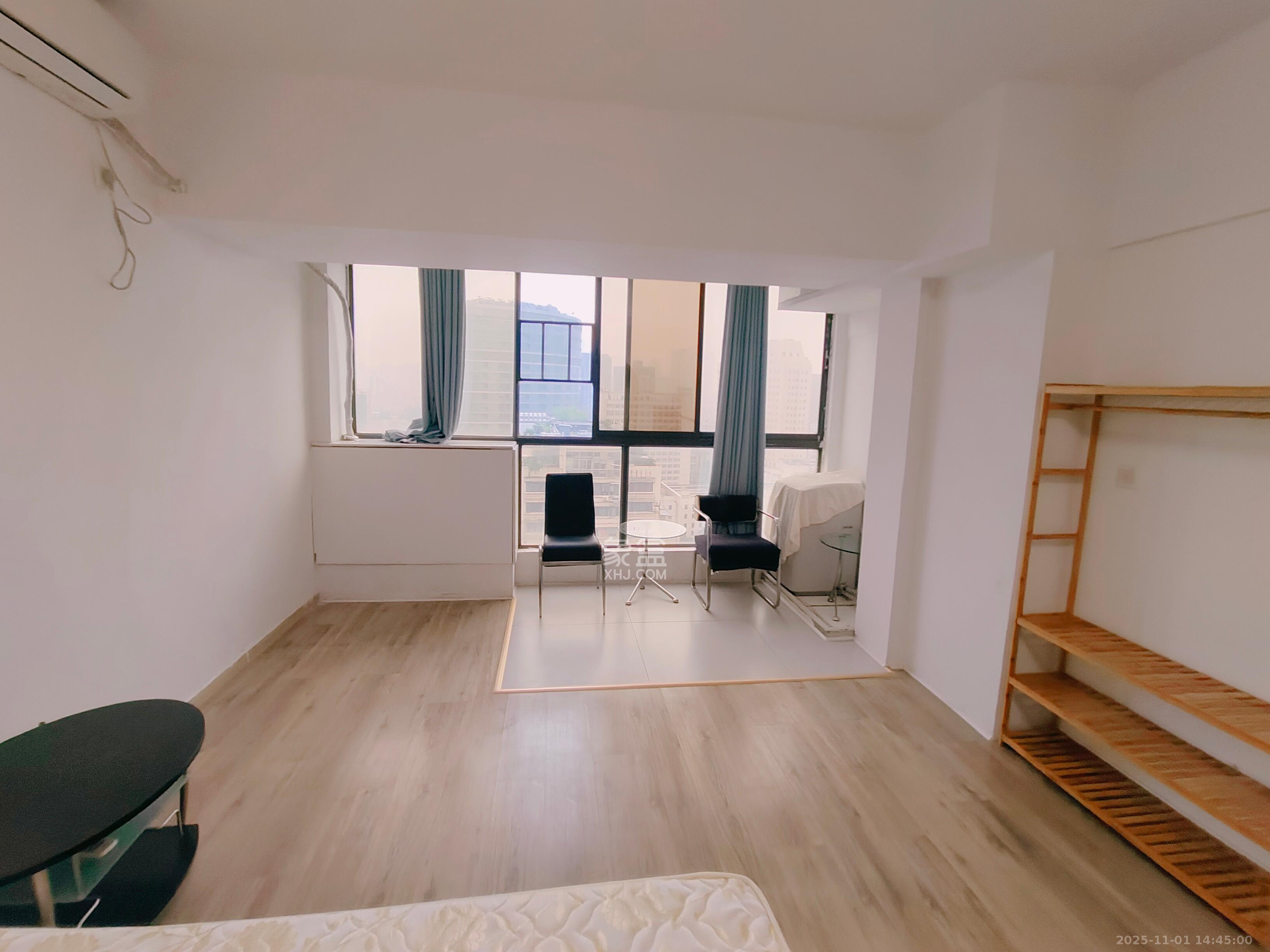 七彩丽都  1室1厅1卫    1700.0元/月 七彩丽都  1室1厅1卫    1700.0元/月室内图