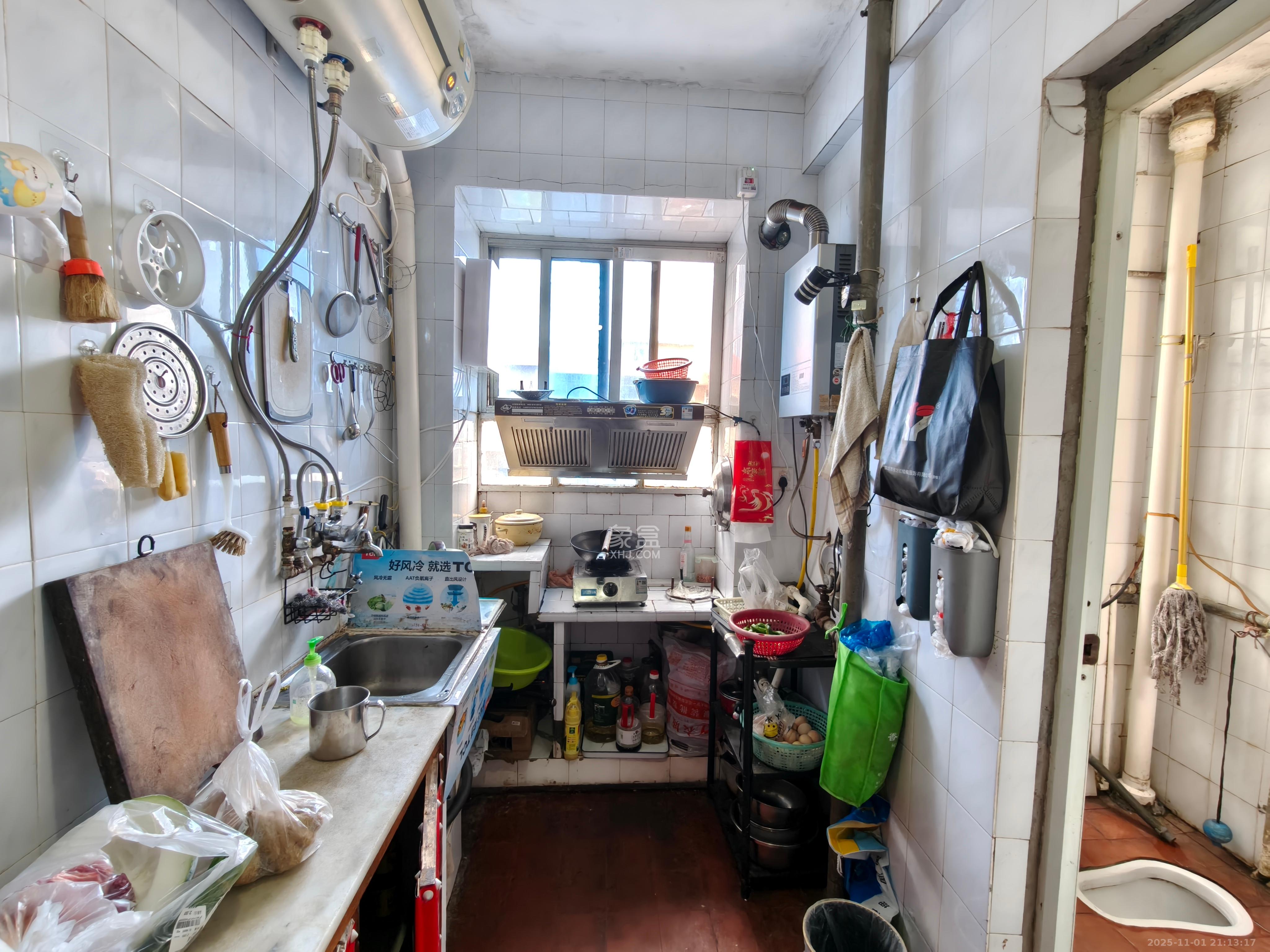 王公塘社区  2室1厅1卫    1200.0元/月室内图