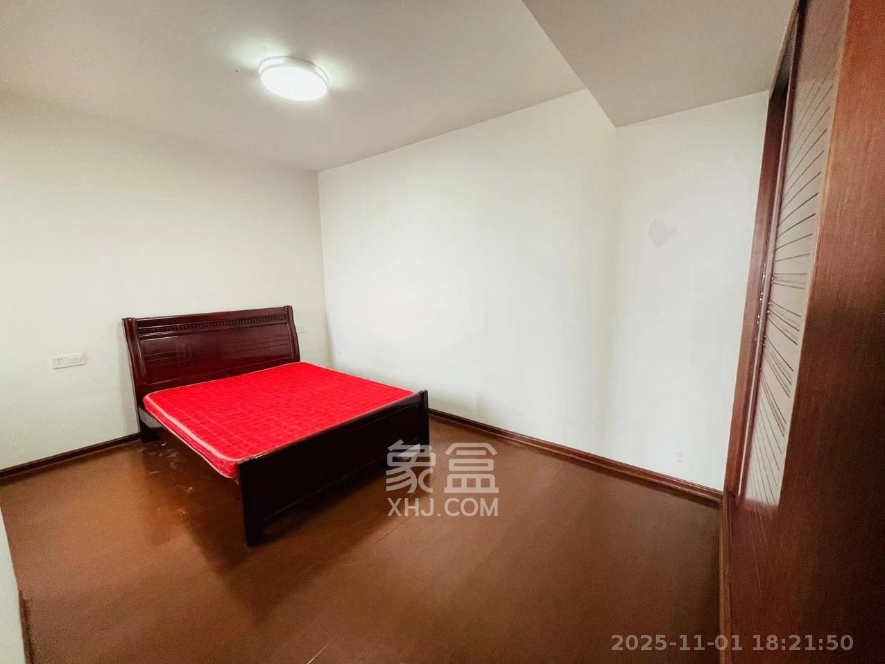 北辰三角洲E5区  1室2厅1卫    2500.0元/月室内图