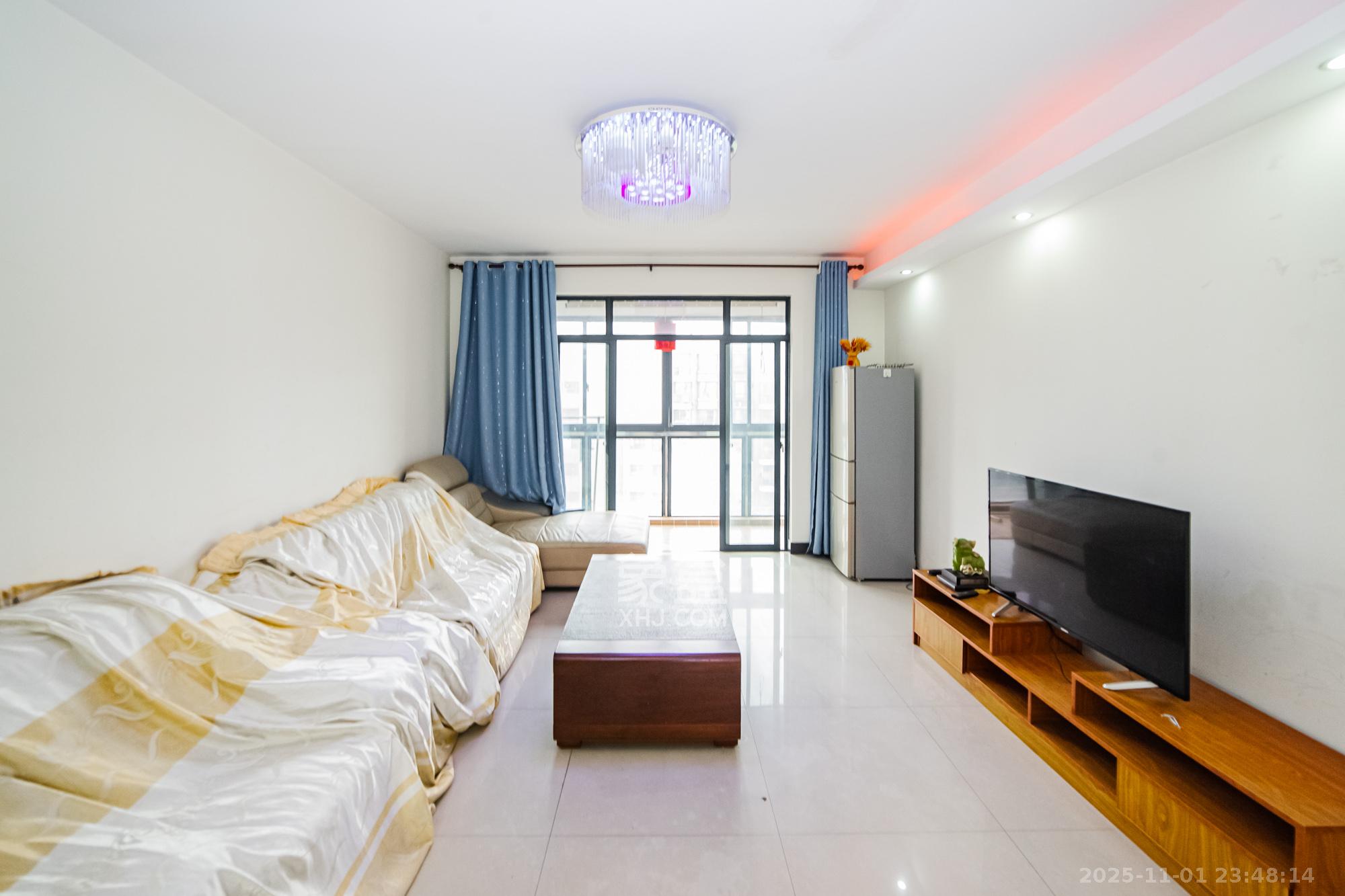 湘江世纪城鸿江苑 3室2厅2卫 103.0万 湘江世纪城鸿江苑 3室2厅2卫 103.0万客厅