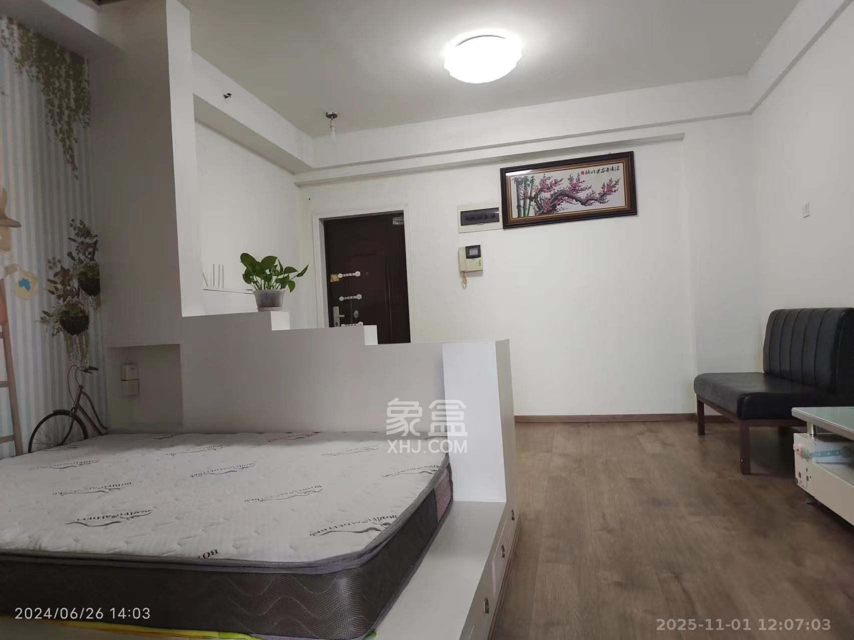 东方银座(东方摩卡) 1室0厅0卫 1600.0元/月 东方银座(东方摩卡) 1室0厅0卫 1600.0元/月室内图