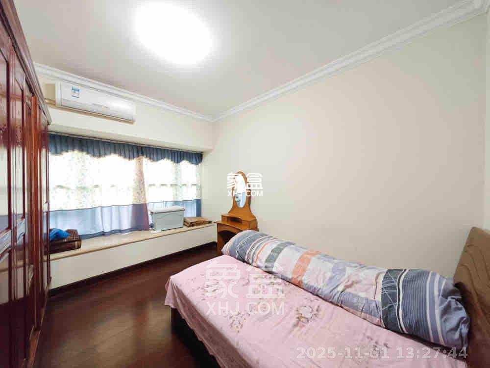 恒大城 3室2厅2卫 2100.0元/月 恒大城 3室2厅2卫 2100.0元/月室内图