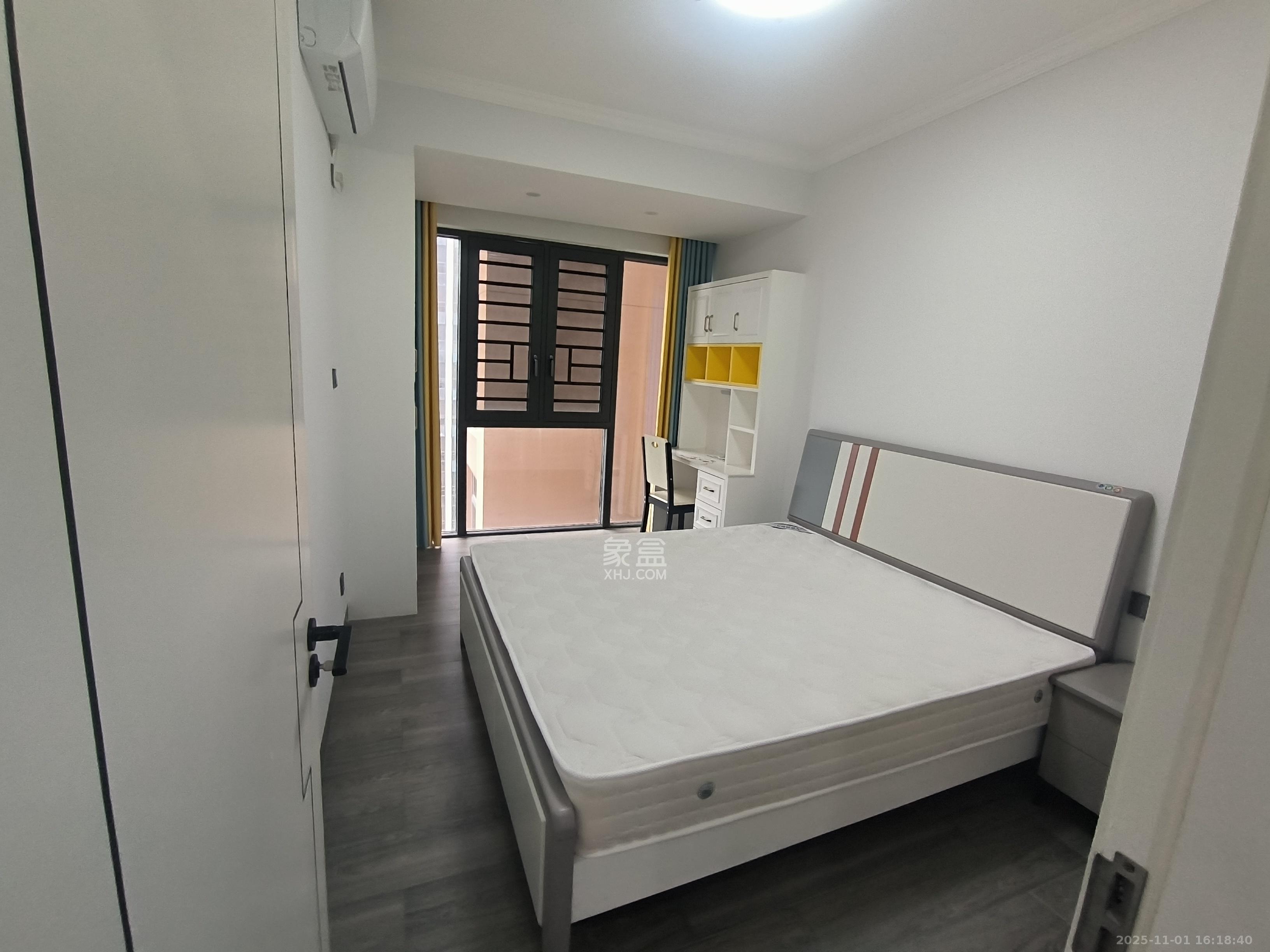 江南华府  3室1厅2卫    3200.0元/月室内图