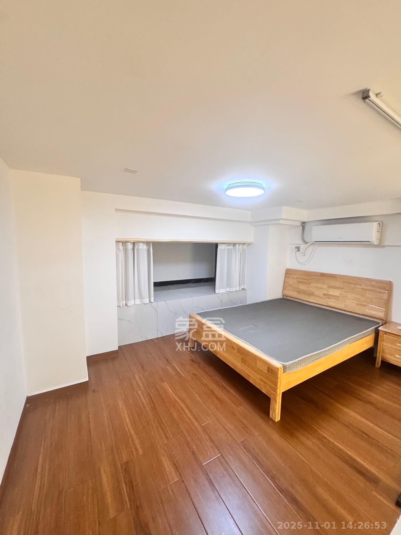 藏珑湖上公馆  2室1厅1卫    2700.0元/月室内图