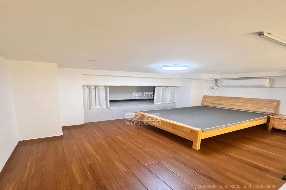 藏珑湖上公馆 2室1厅1卫 2700.0元/月 藏珑湖上公馆 2室1厅1卫 2700.0元/月室内图