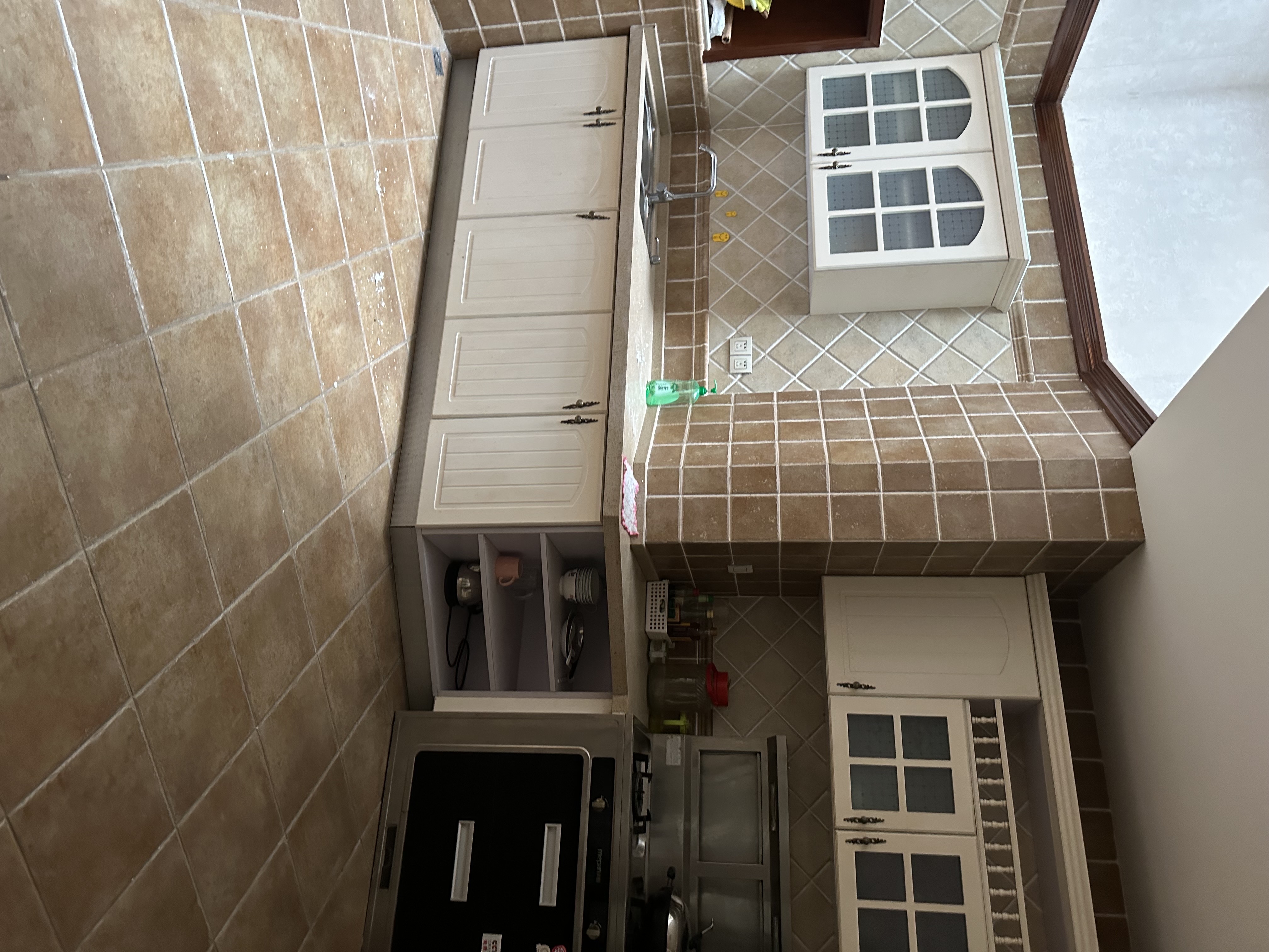 大庸桥烟草公司宿舍  1室0厅0卫    288.0万 大庸桥烟草公司宿舍  1室0厅0卫    288.0万客厅