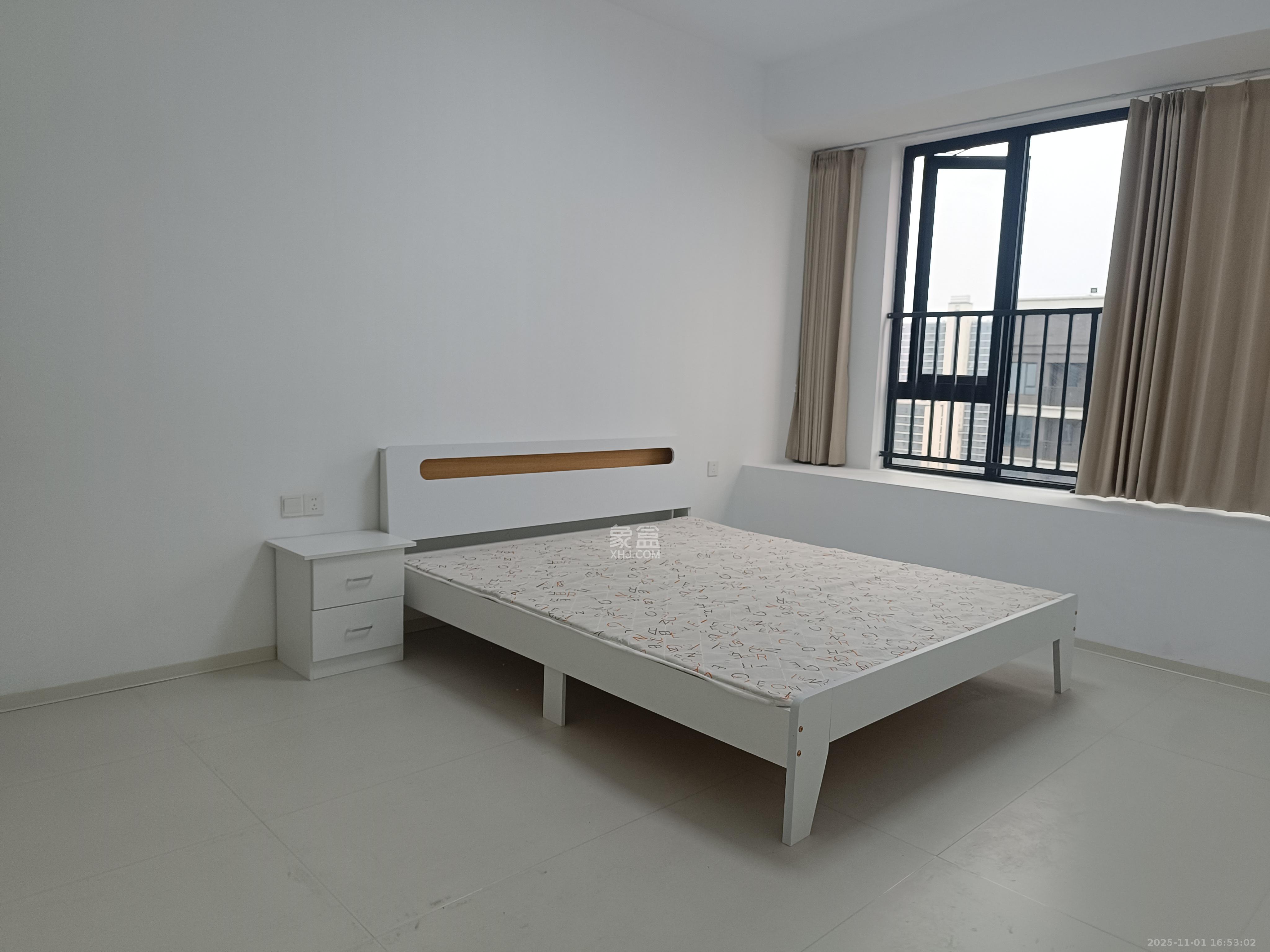 融创会展上东区  3室2厅2卫    1850.0元/月室内图