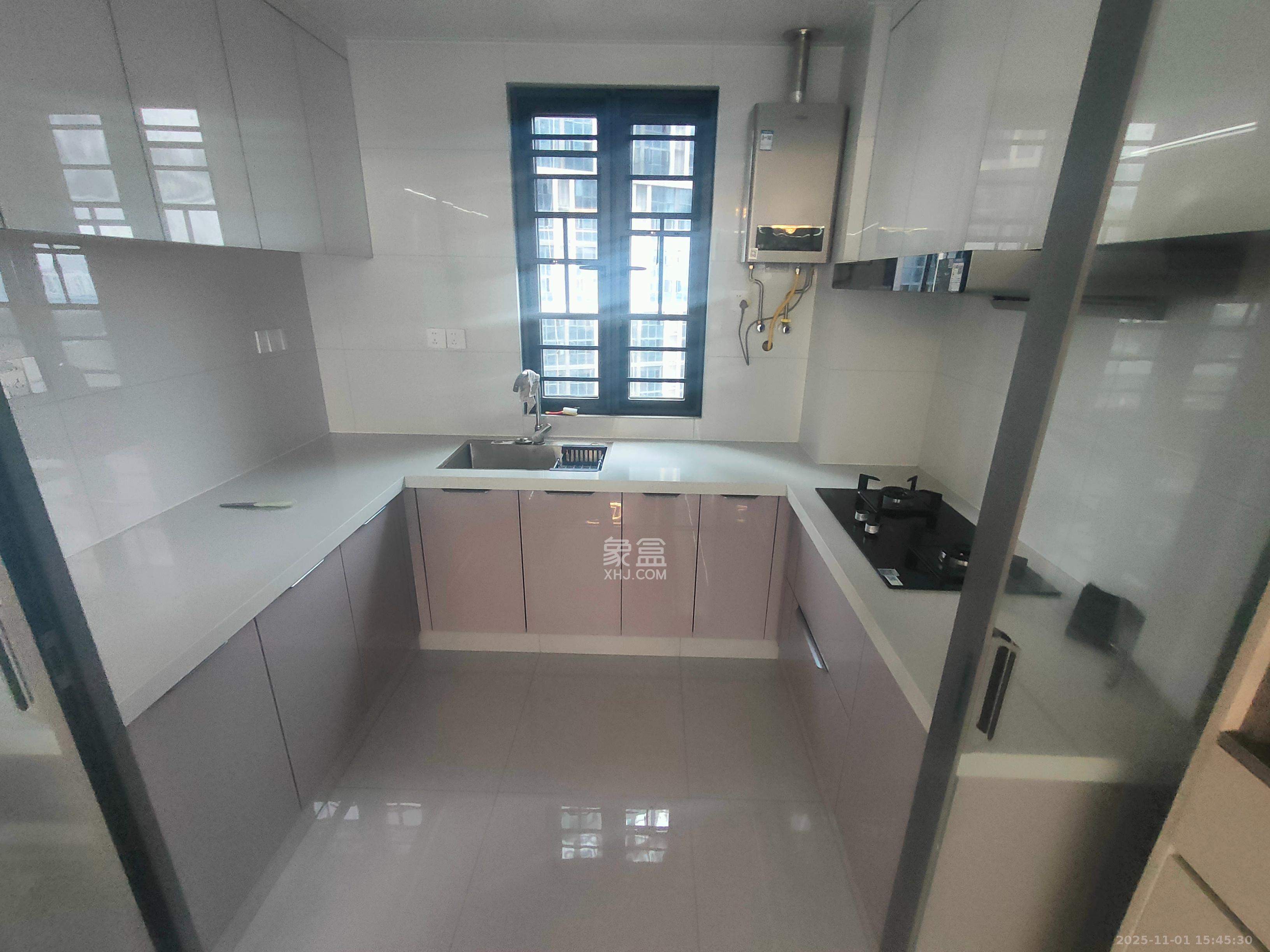 敏捷珑玥府 3室2厅2卫 2500.0元/月 敏捷珑玥府 3室2厅2卫 2500.0元/月室内图